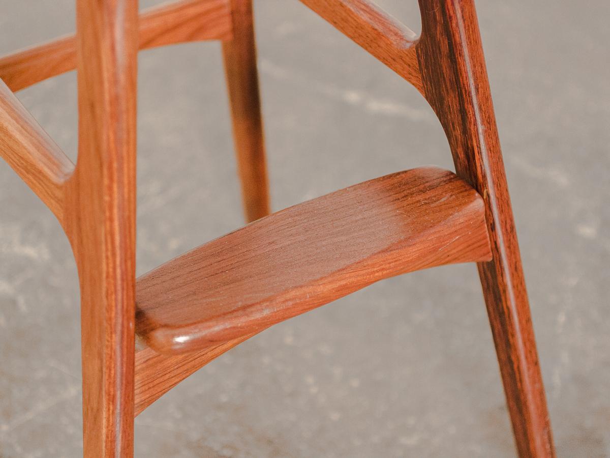 Erik Buch Model 61 Rosewood Barstools In Good Condition In Brooklyn, NY