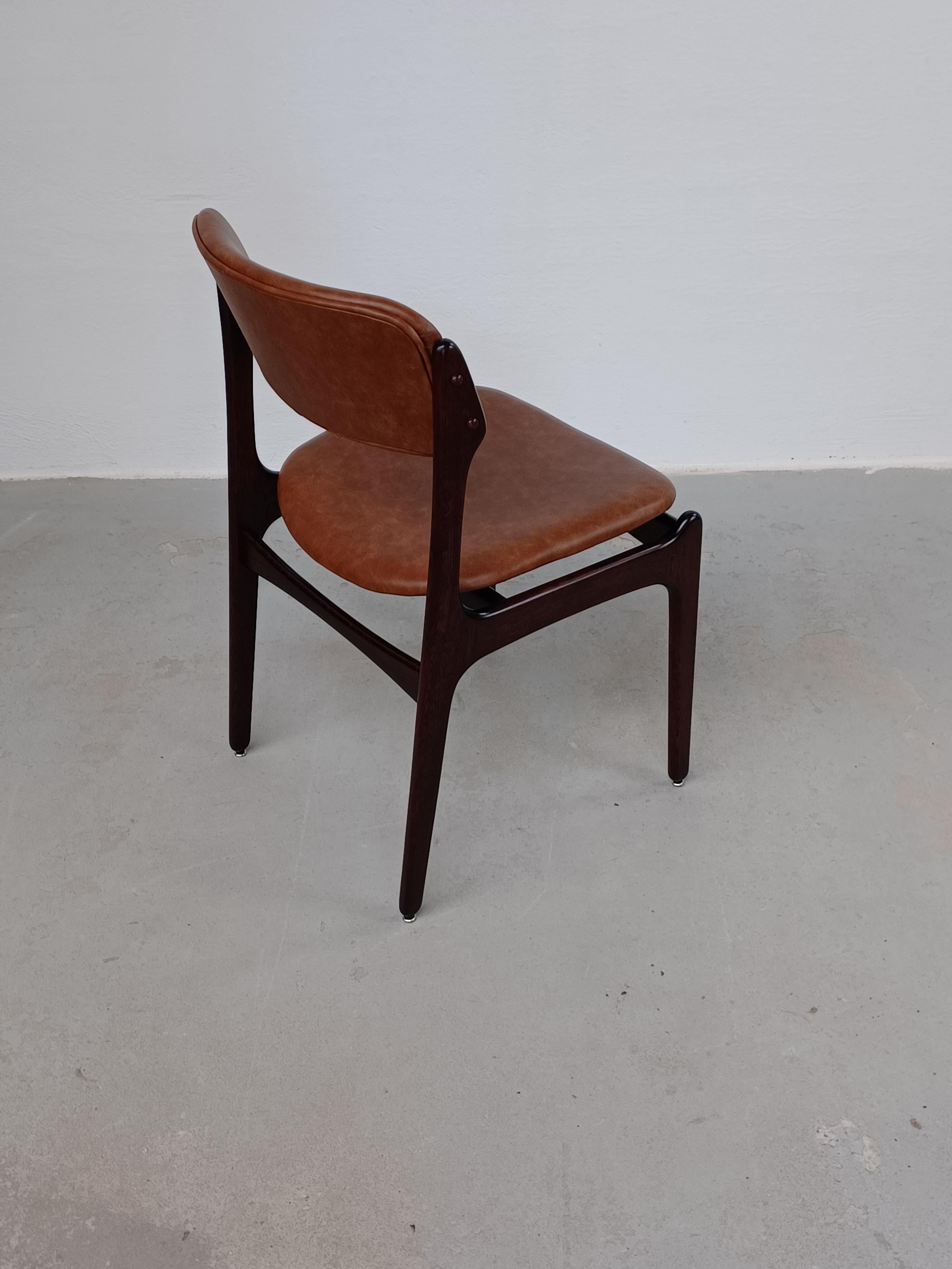 Mid-20th Century Erik Buch Set of Eight Fully Restored Tanned Oak Dining Chairs Inc. Reupholstery For Sale