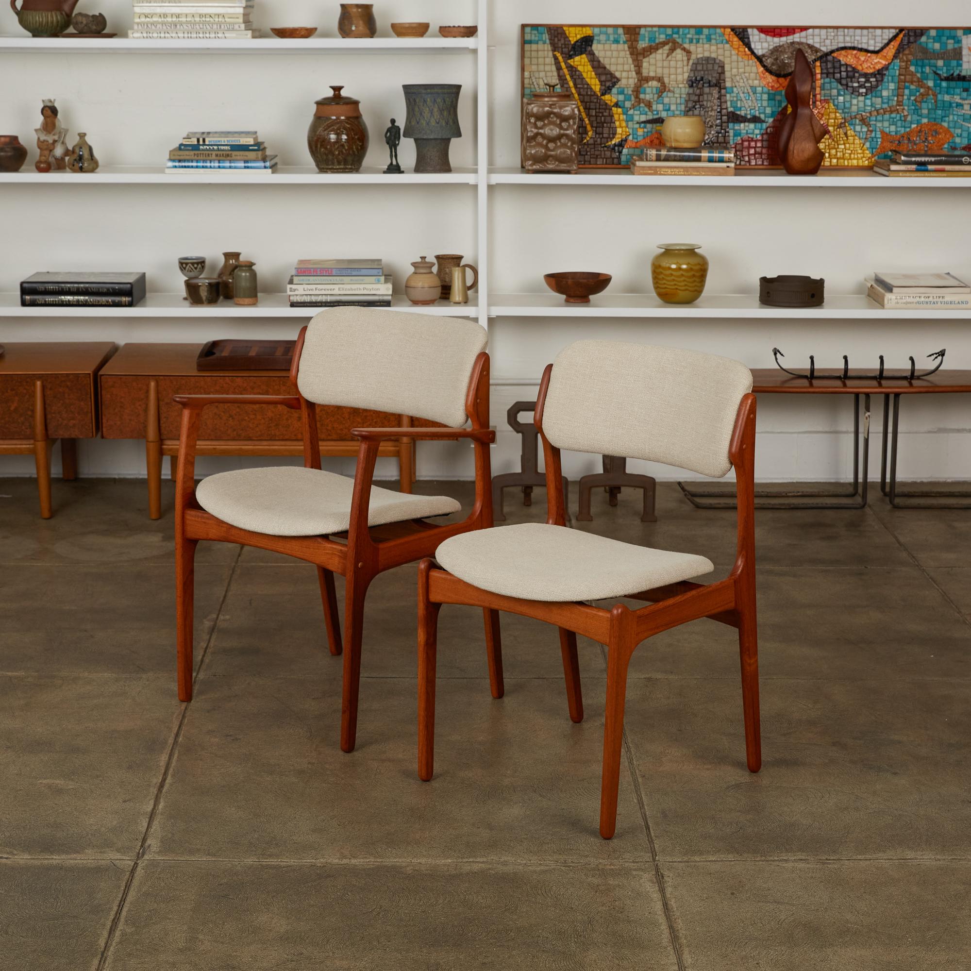Erik Buch Set of Eight Teak Dining Chairs In Excellent Condition In Los Angeles, CA
