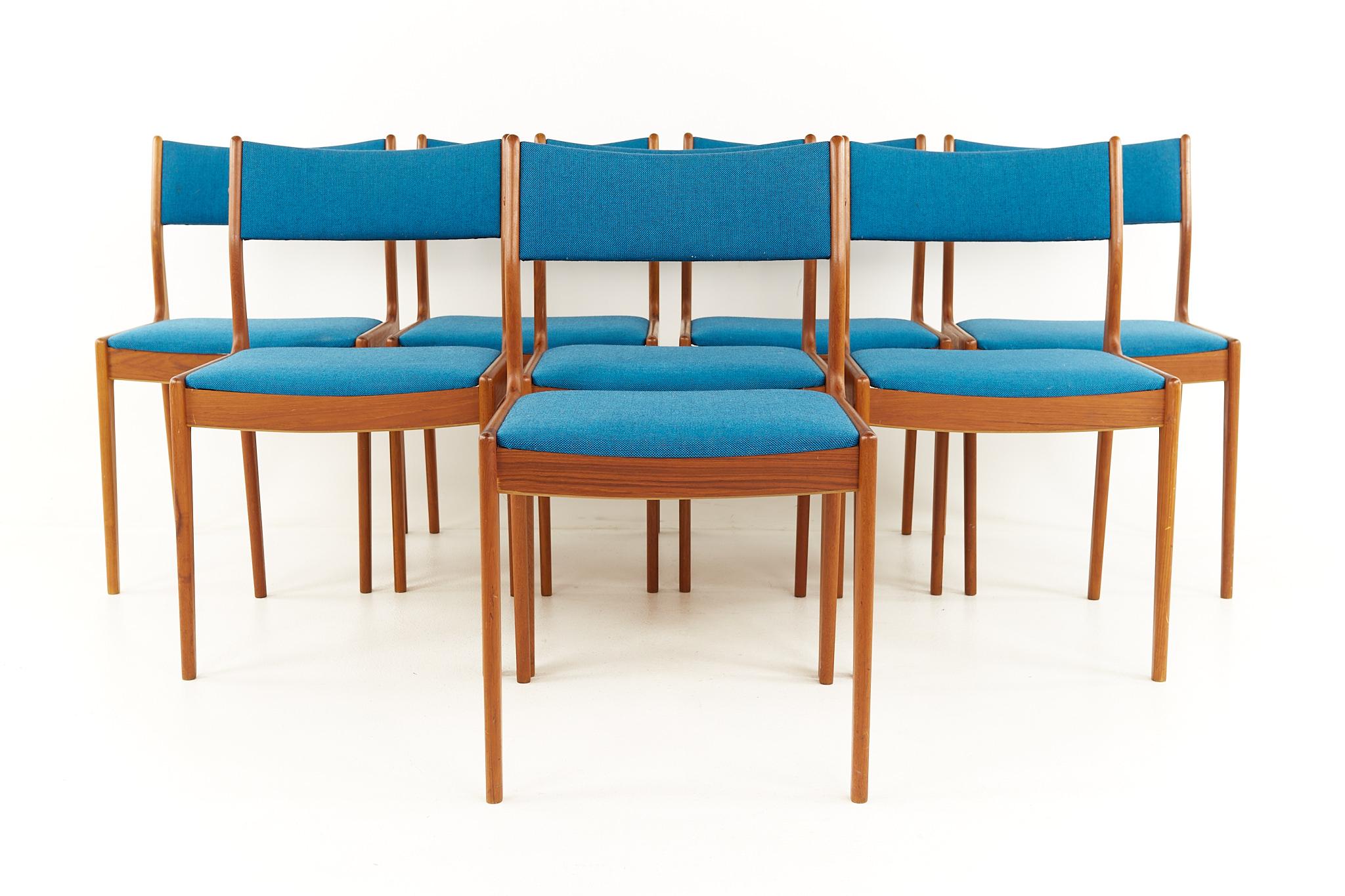 Erik Buch style mid century danish teak dining chairs - set of 8

Each chair measures: 18.25 wide x 19.5 deep x 31 high, with a seat height of 17.75 inches

All pieces of furniture can be had in what we call restored vintage condition. That
