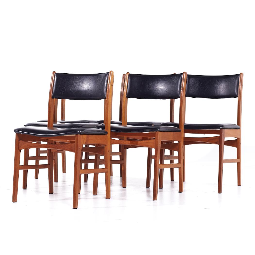 Mid-Century Modern Erik Buch Style Mid Century Teak Dining Chairs - Set of 6 For Sale