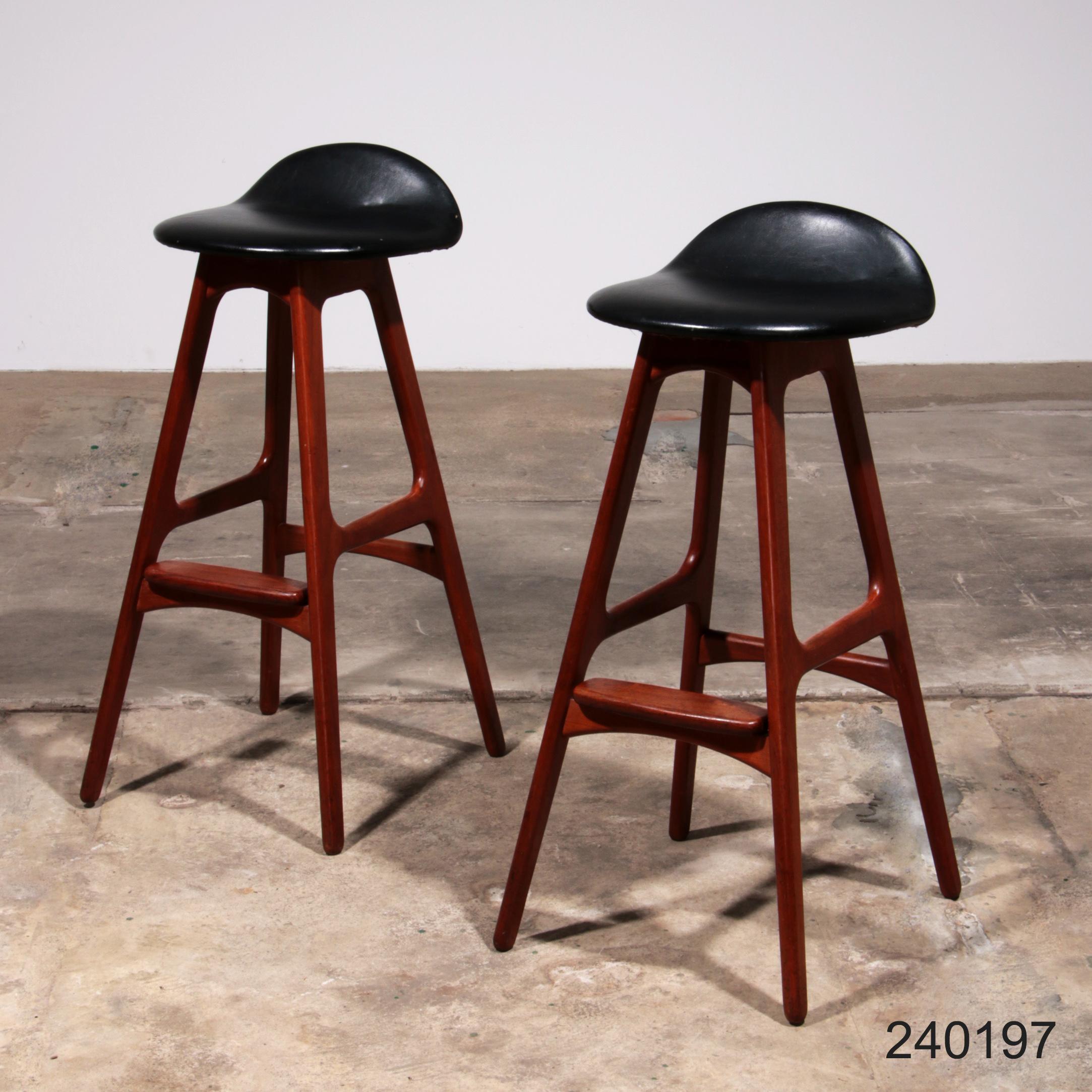 Erik Buch Teak bar stools 1960 Denmark 6