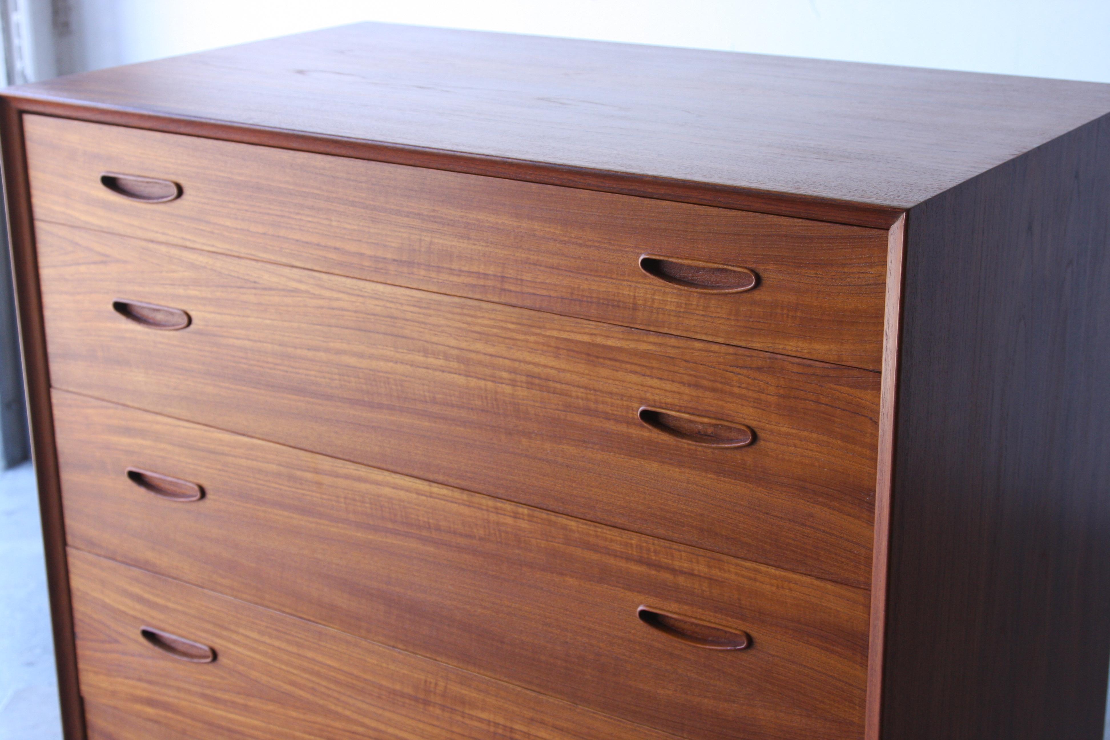 Erik Buch Teak Danish Modern Gentlemen's Chest For Sale 3