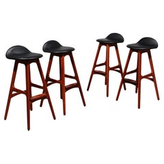 Erik Buch Sgabelli da bar in legno 1960 Danimarca.Set da 4