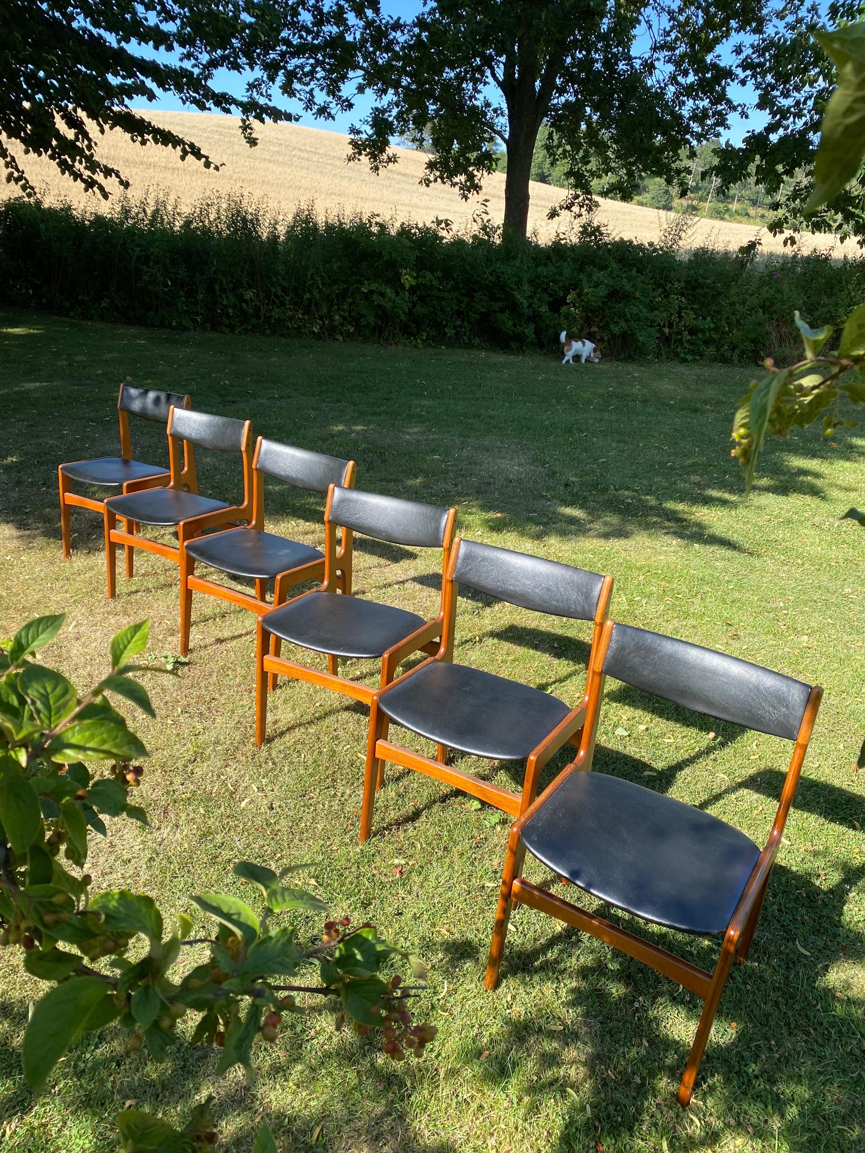 Erik Buck Dining Chairs in Teak For Sale 2
