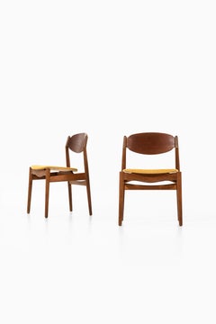 Chaises de salle à manger Erik Buck produites par Vamo Mbelfabrik au Danemark