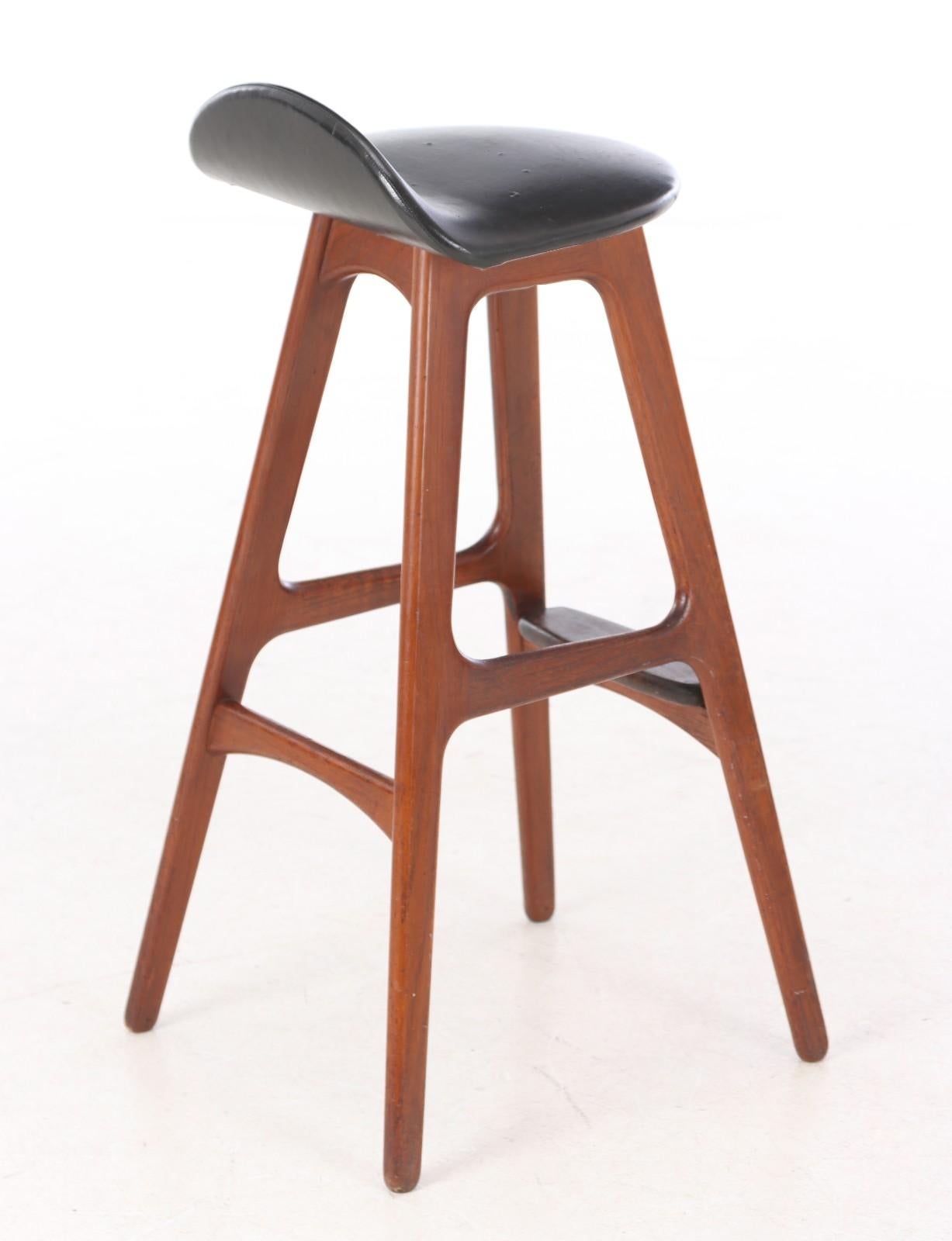 Erik Buck OD61 Bar Stools In Good Condition For Sale In Vienna, AT