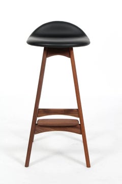 Erik Buck OD61 Taburetes de mostrador de nogal