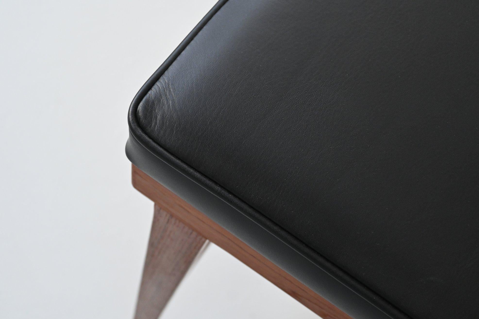 Erik Buck set of three bar stools in teak and leather Dyrlund Denmark 1960 For Sale 9