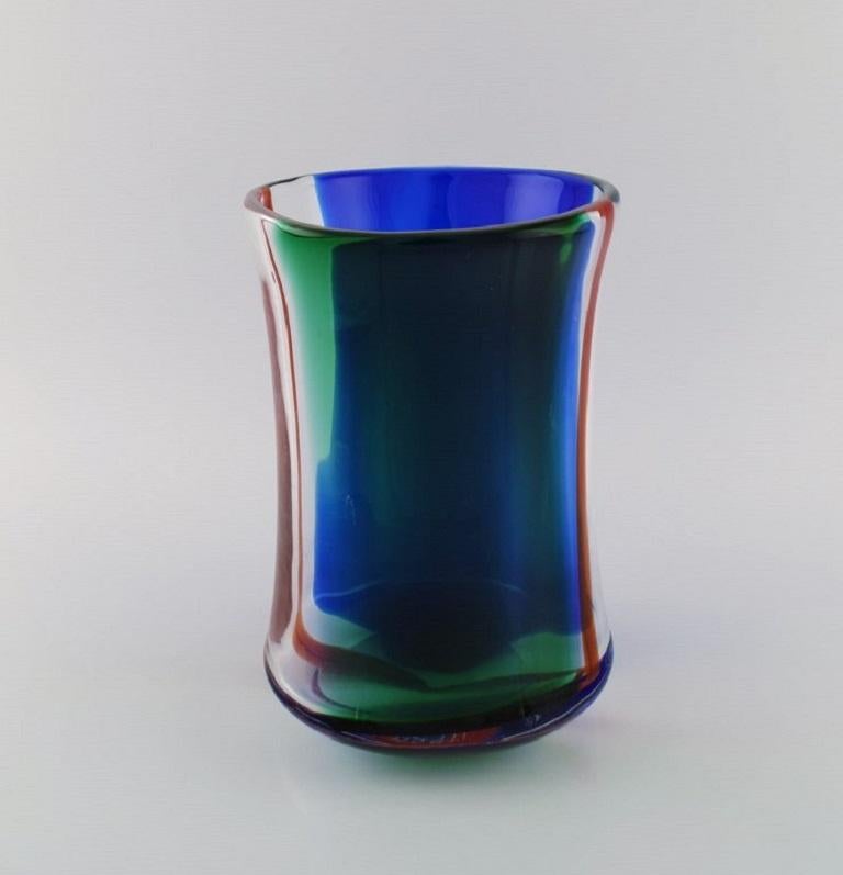 Erik Höglund per Kosta Boda, Vaso unico 