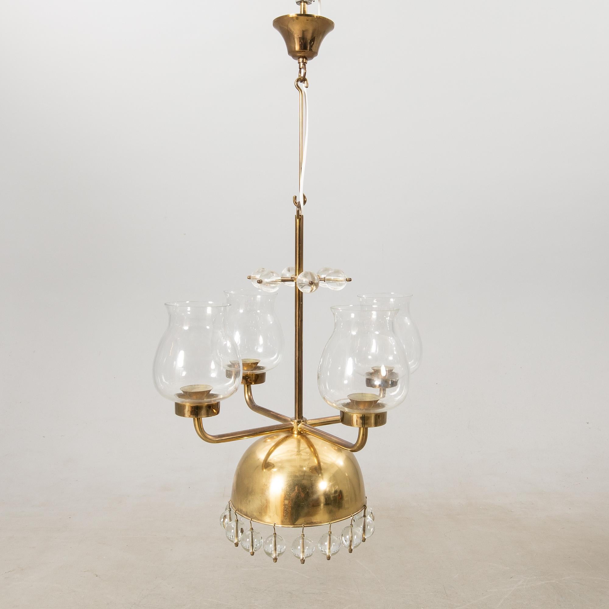 Lustre Erik Höglund Laiton et verre Suède 1960 Bon état - En vente à Paris, FR