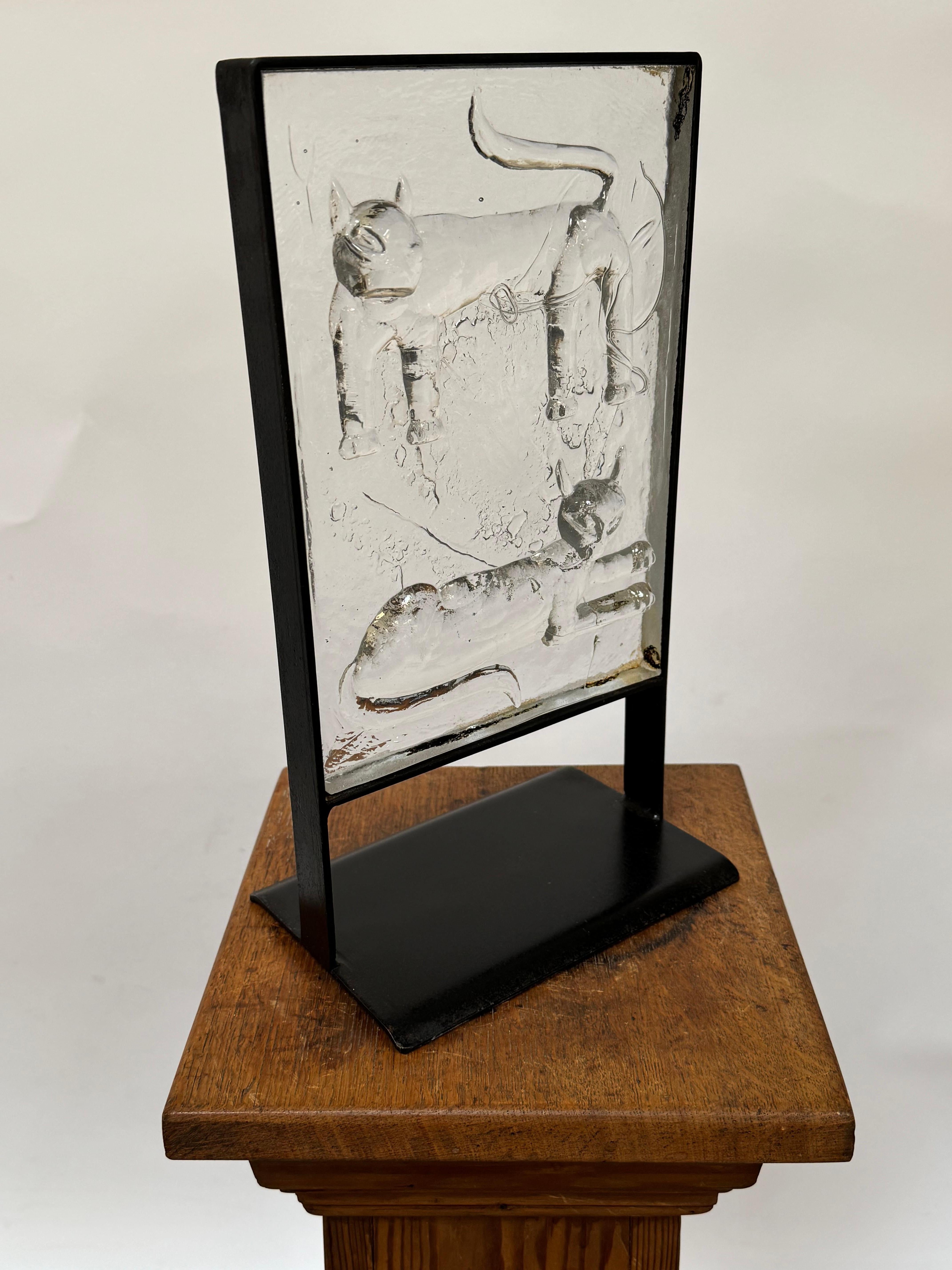 Sculpture de chat en verre encadrée d'Erik Hoglund pour Kosta Boda Bon état - En vente à Oakland, CA