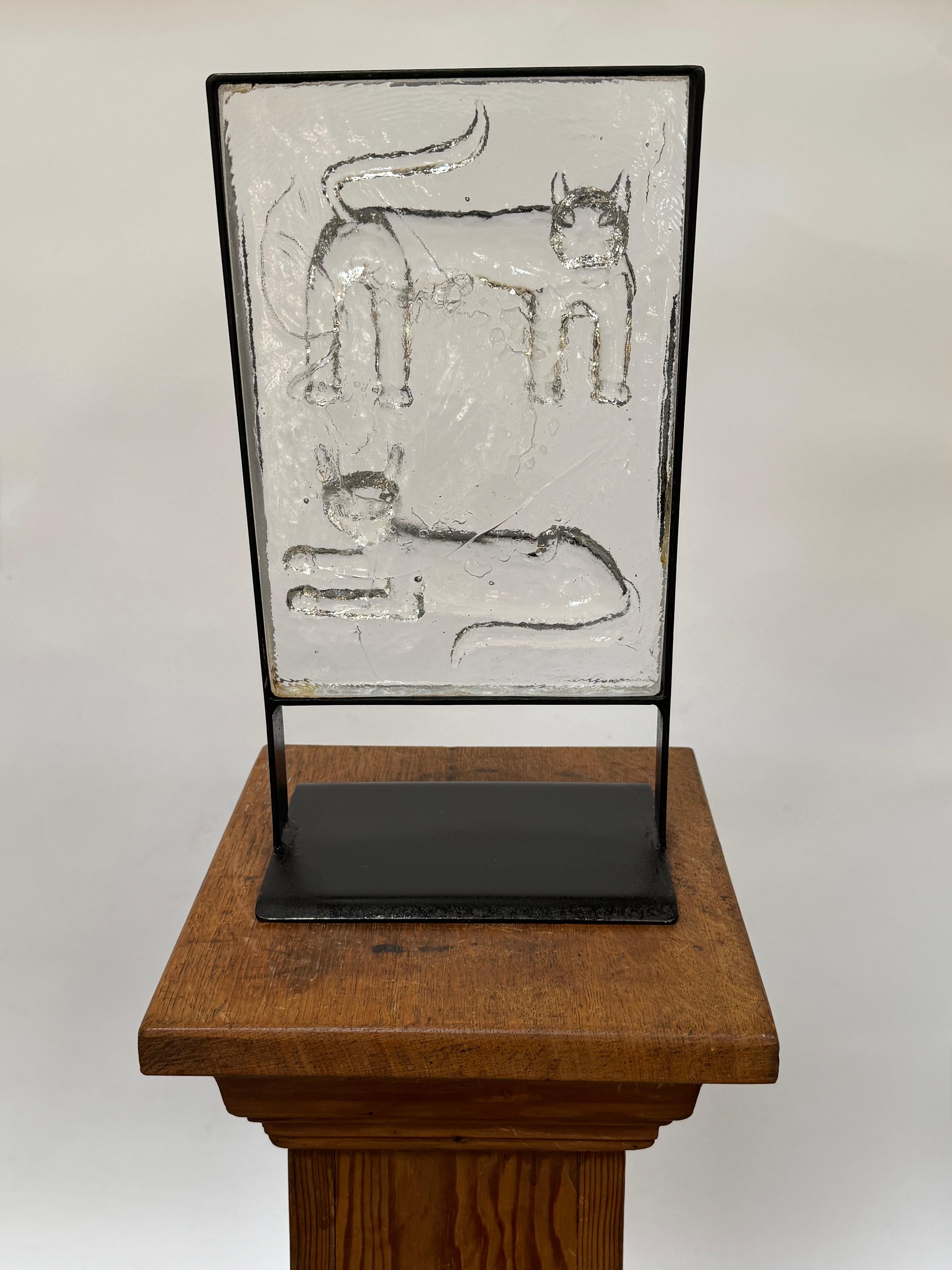 Métal Sculpture de chat en verre encadrée d'Erik Hoglund pour Kosta Boda en vente