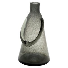Erik Höglund / BOTELLA PEOPLE(CARBORUNDUM GRIS) H228 / Boda Glasbruk / Años 50