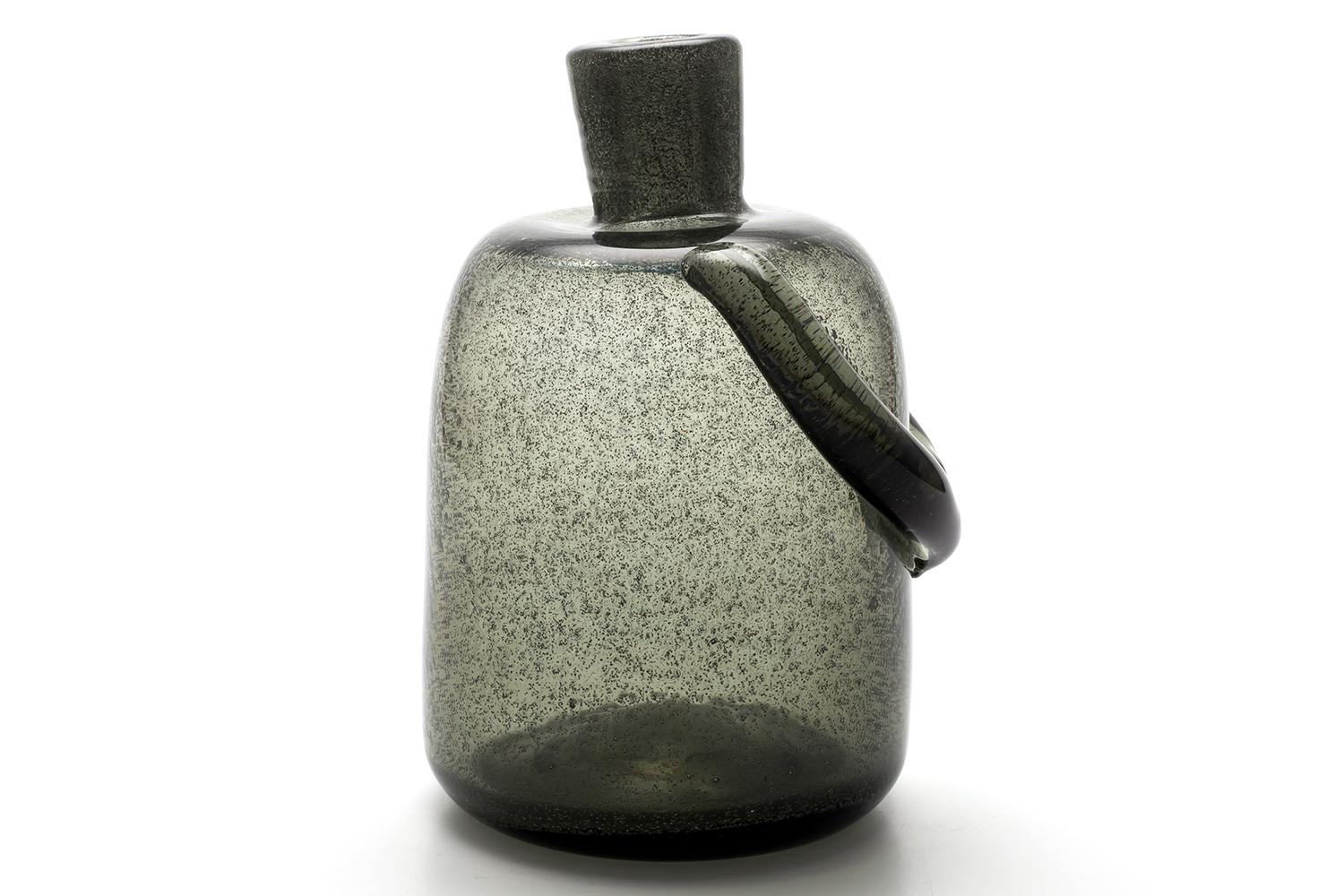 Erik Höglund / PEOPLE BOTTLE(GREY CARBORUNDUM) H896 / Boda Glasbruk / 1950s In Good Condition For Sale In Shibuya-Ku, JP