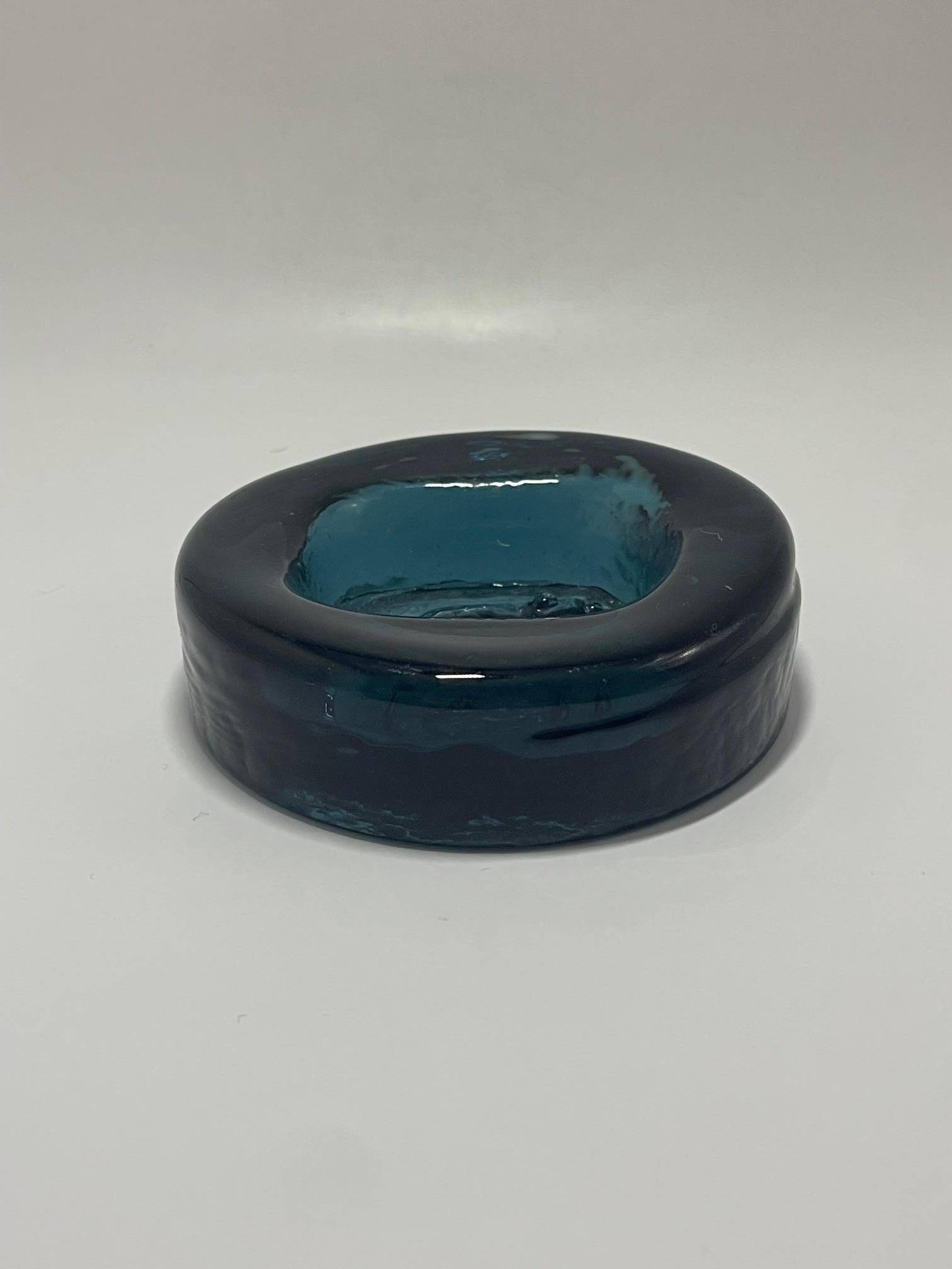 Erik Höglund - Set of 2 glass Ashtray ''Robot'' In Good Condition For Sale In Stockholm, SE