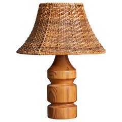 Erik Höglund, Sizable Table Lamp, Turned Pine, Rattan, Sweden, 1960s