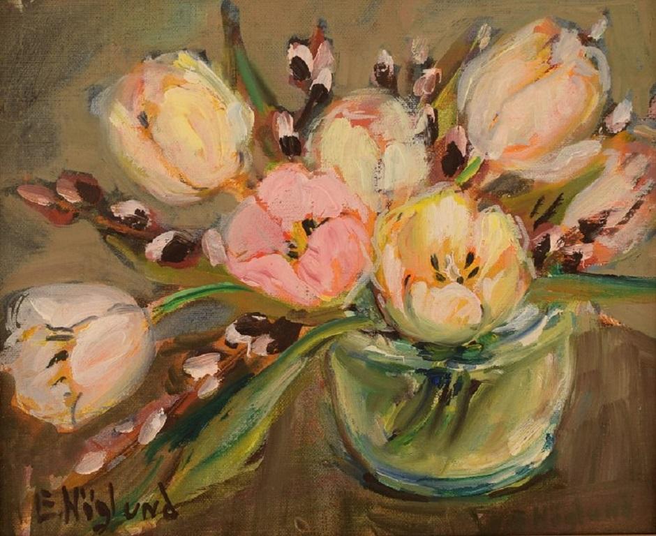 Erik Höglund, Sweden. Oil on canvas. Still life with flowers, 1960s-1970s.
The canvas measures: 25.5 x 20 cm.
The frame measures: 6 cm.
Signed.
In excellent condition.