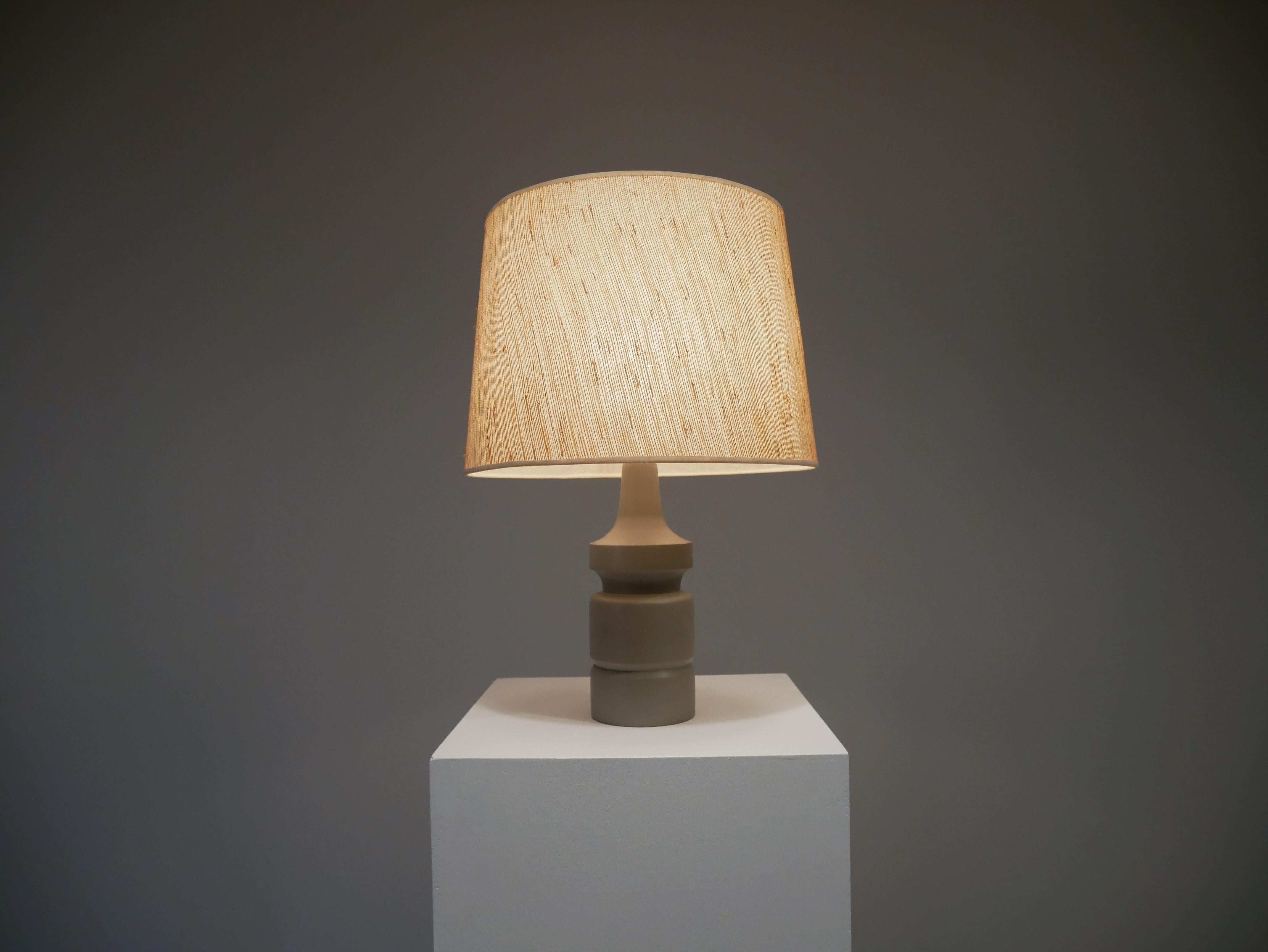 Swedish Erik Höglund Table Lamp in Solid Pine, 1960s For Sale