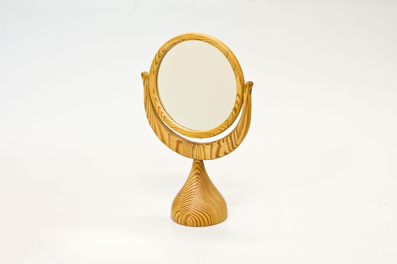 Rare table mirror designed by Erik Höglund, manufactured by Boda Trä in Sweden, during the 1960s. Made from solid pine with lovely grain. Stamped underneath.