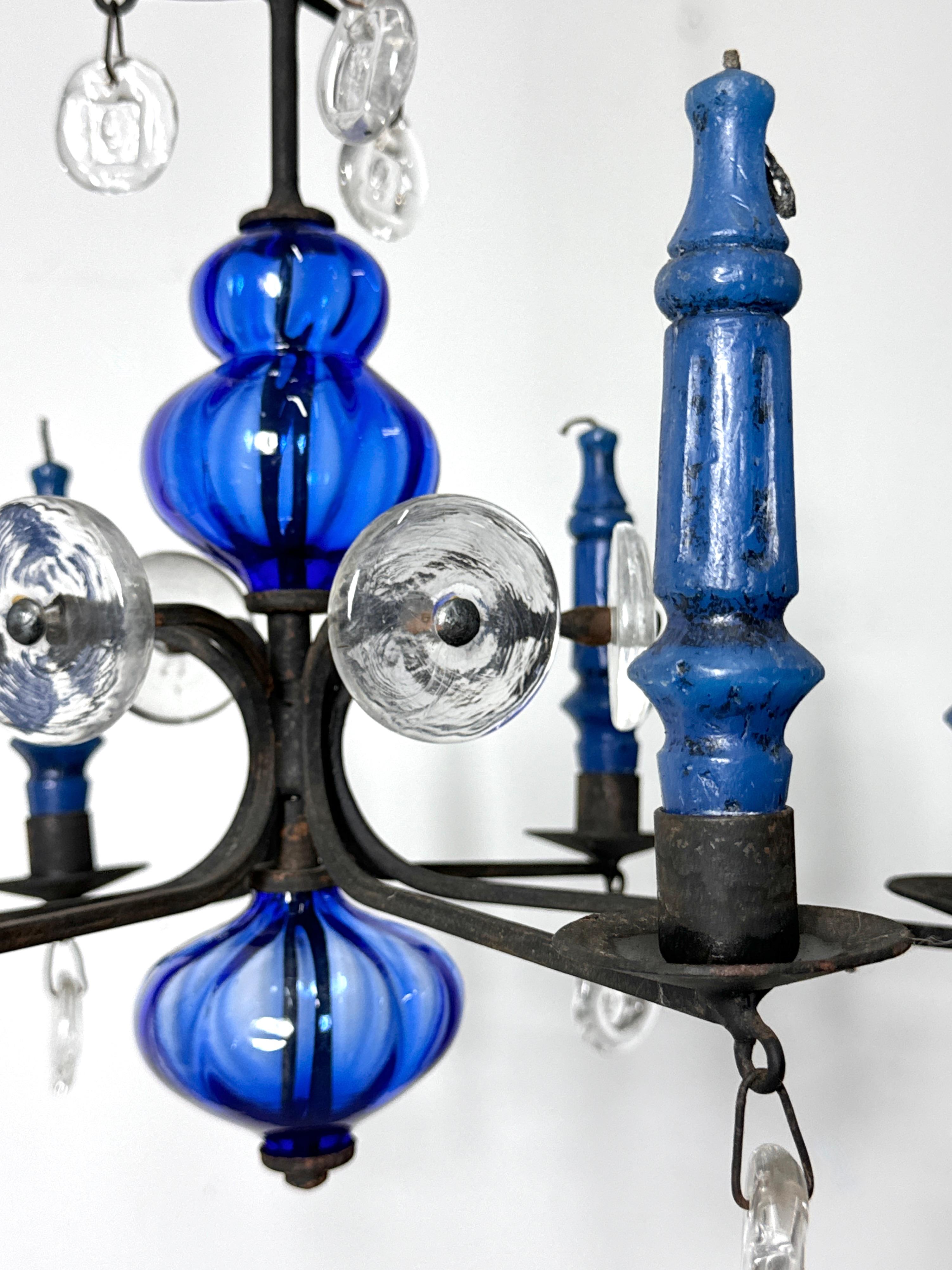 Candelabro colgante de hierro forjado y cristal de Erik Hoglund para Boda Años 60 en venta 2