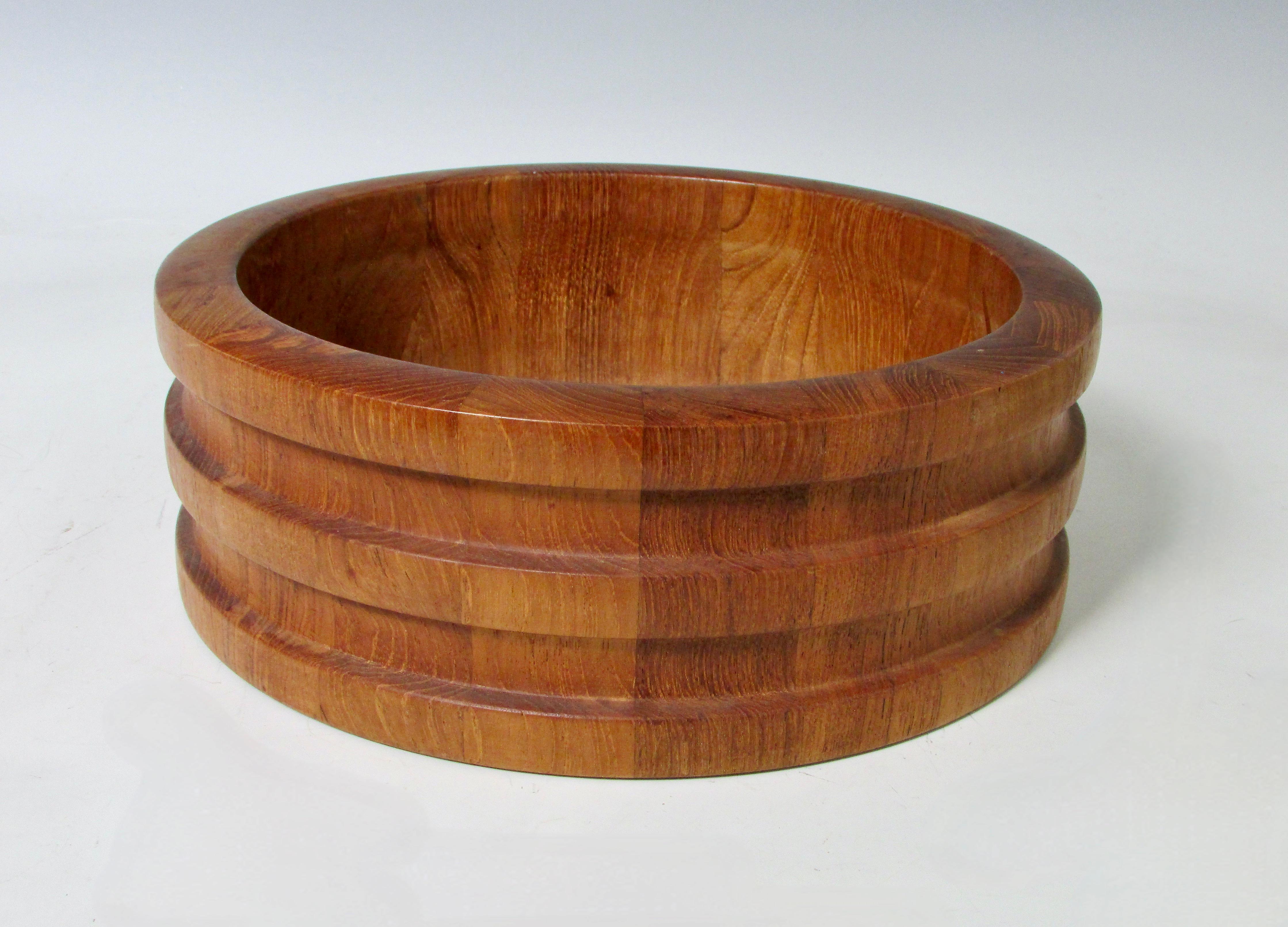 Erik Jorgensen für Woodline Gerippte Schale aus dänischem Teakholz im Angebot 5