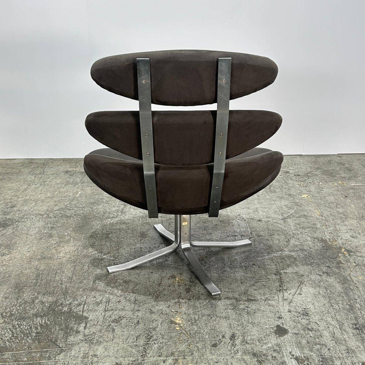 Erik Jørgensen EJ 5 Corona Chair by Poul M. Volther For Sale 4