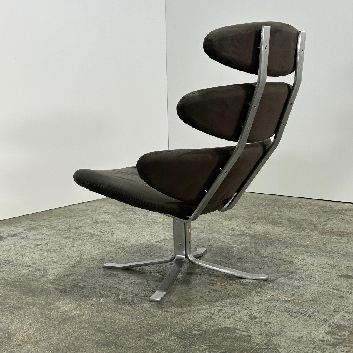 Mid-Century Modern Erik Jørgensen EJ 5 Corona Chair by Poul M. Volther For Sale