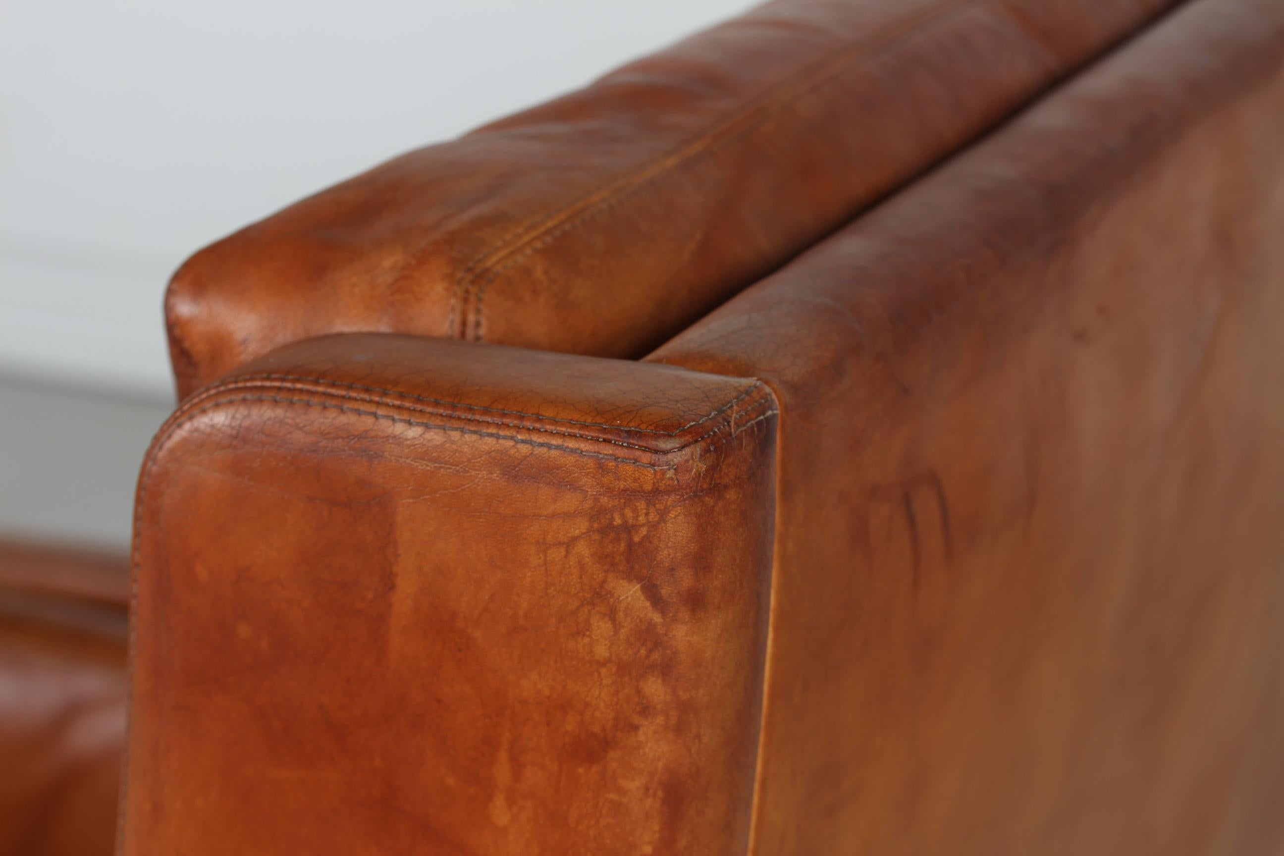 Erik Jørgensen Lounge Chair with Cognac Colored Patinated Leather Denmark 1970s In Good Condition In Aarhus C, DK