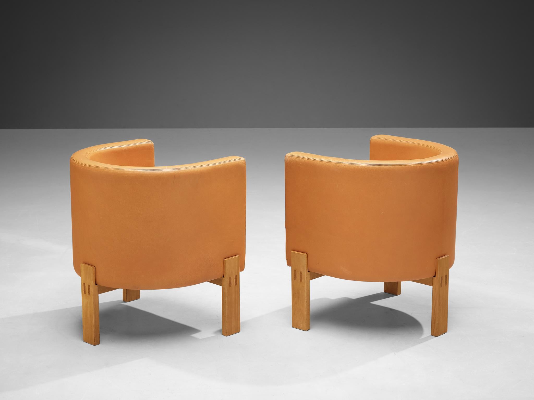 Erik Karlström for Källemo Pair of 'Club' Easy Chairs in Caramel Leather 4