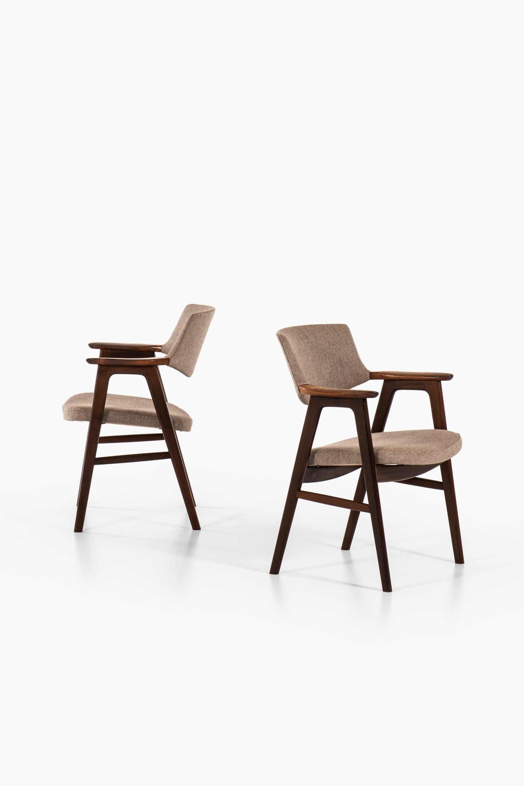 Fabric Erik Kirkegaard Armchairs / Dining Chairs by Høng Stolefabrik in Denmark For Sale