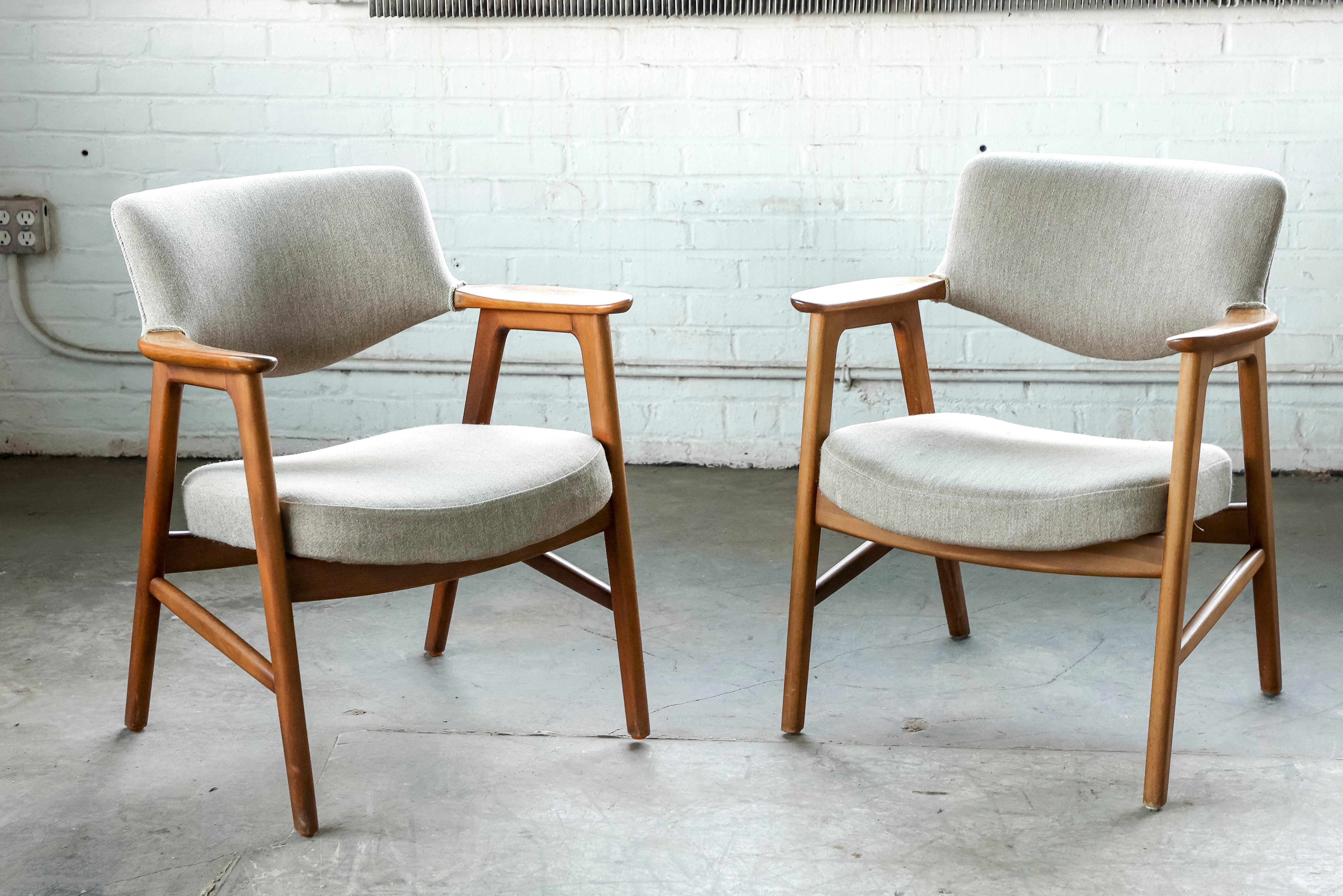 Mid-Century Modern Erik Kirkegaard for Høng Pair of Desk or Side Chairs in Beech and Wool, 1960s