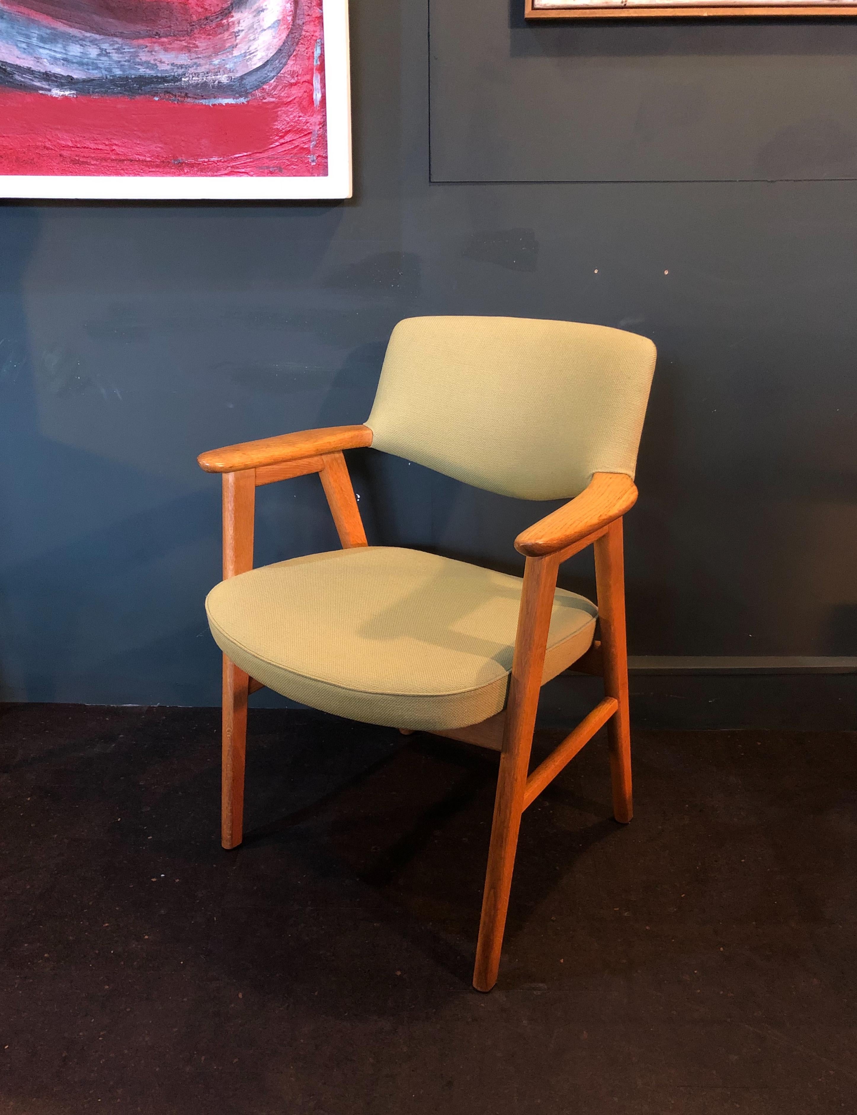Mid-Century Modern Erik Kirkegaard Oak Desk Chair