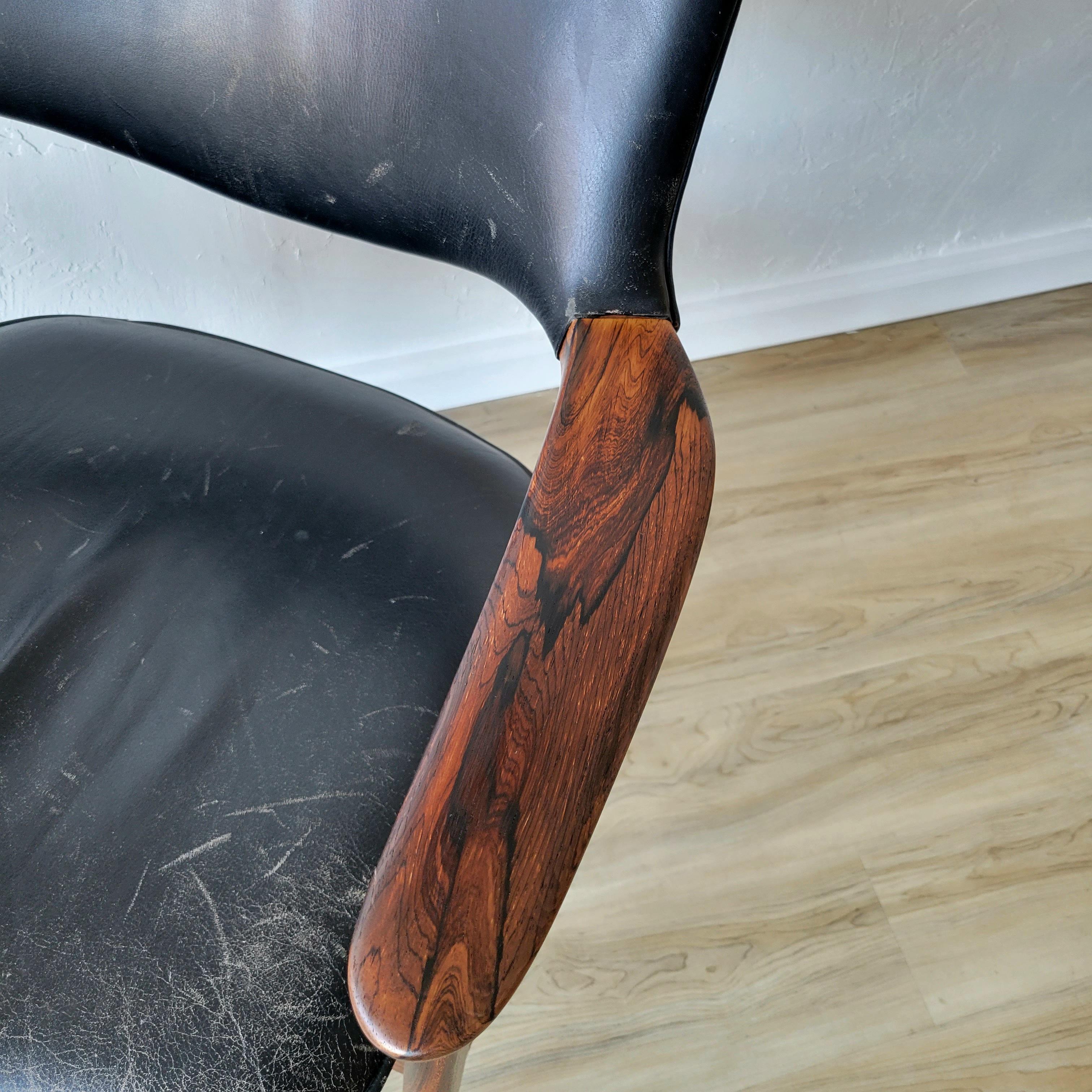 Erik Kirkegaard Rosewood + Black Leather Armchair  In Good Condition For Sale In Springfield, OR