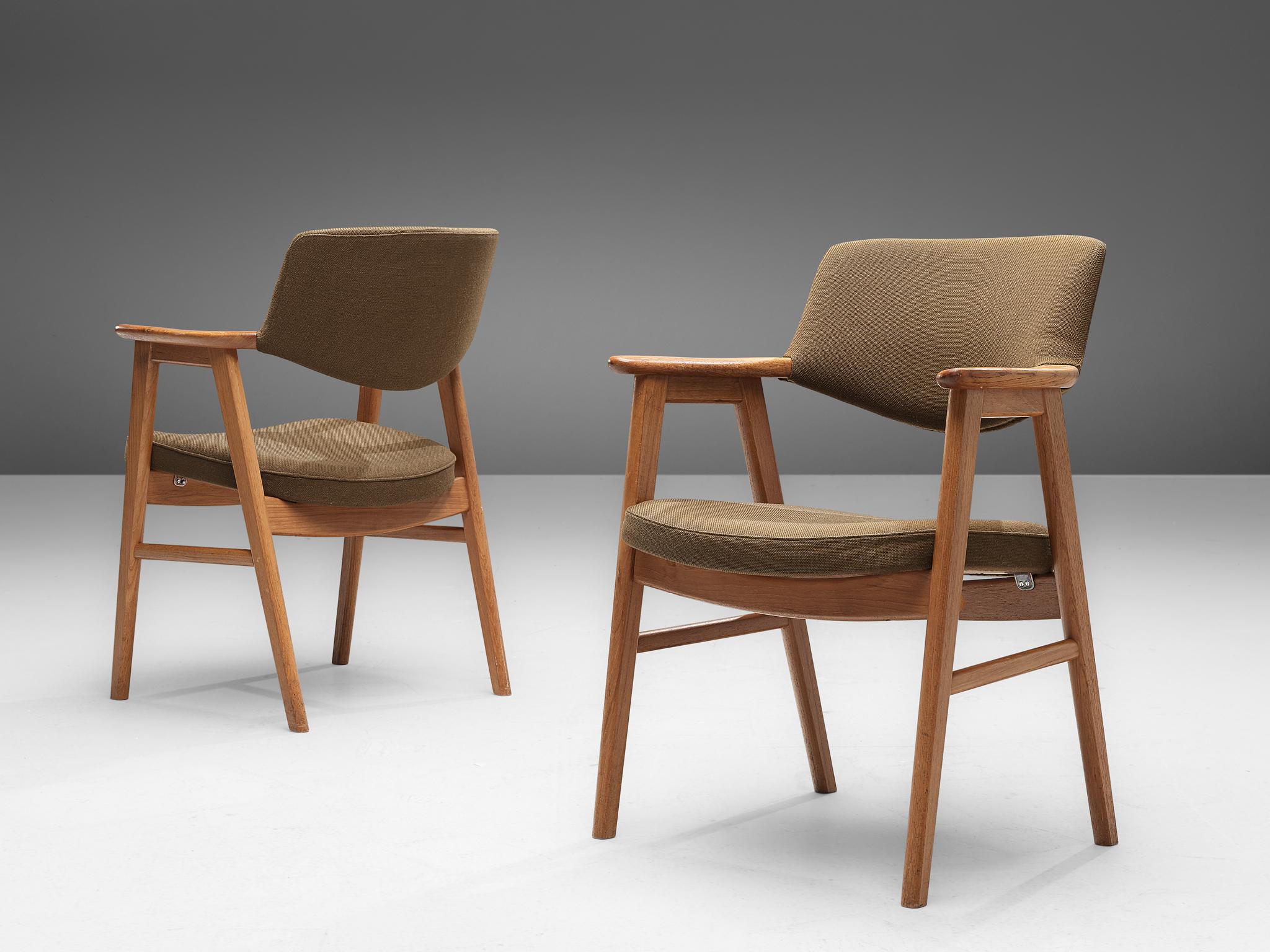 Scandinavian Modern Erik Kirkegaard Set of Eight Armchairs in Oak and Brown Wool For Sale