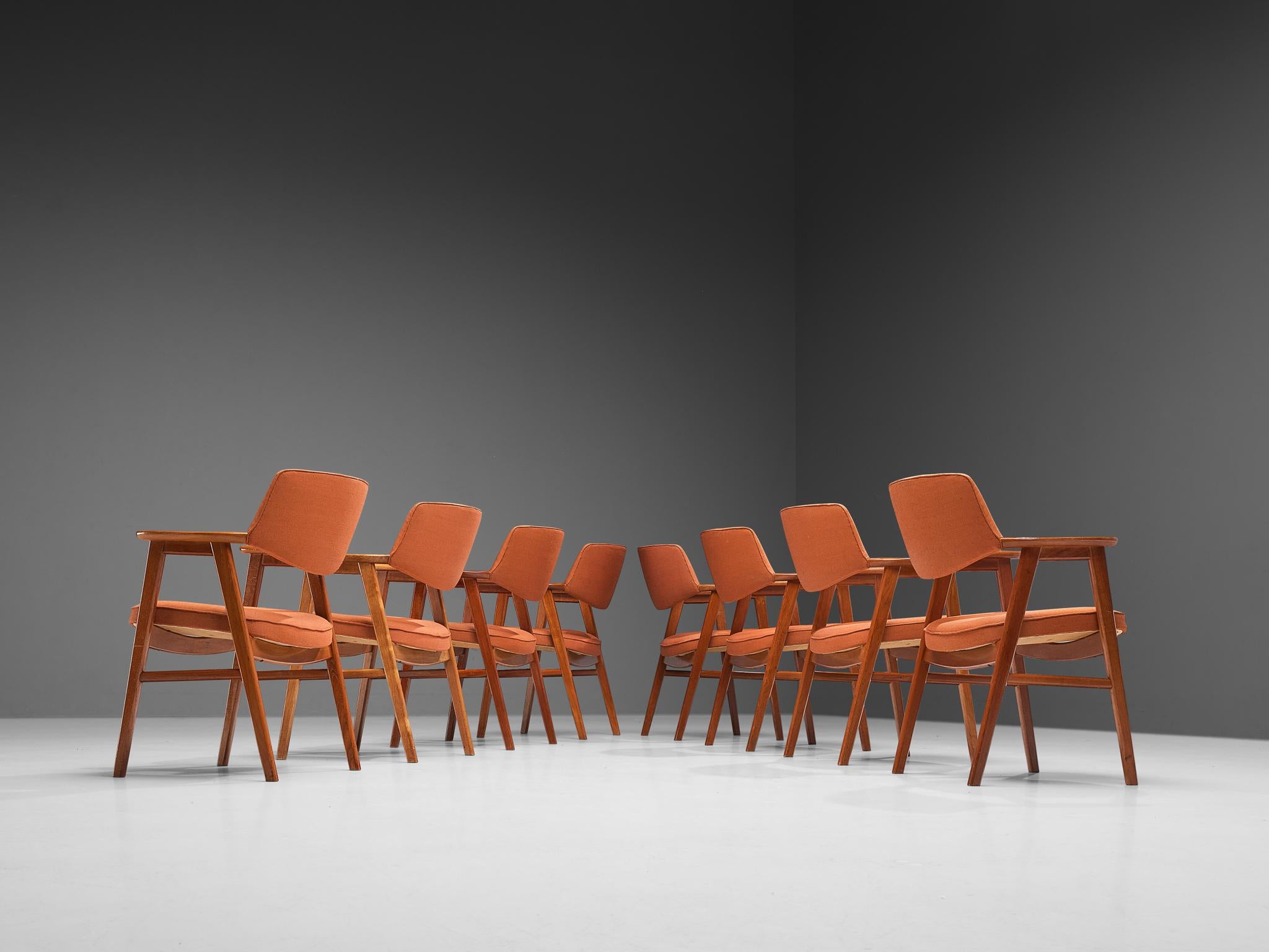 Erik Kirkegaard: Satz von acht Sesseln aus Teakholz und orangefarbener Polsterung im Angebot 3