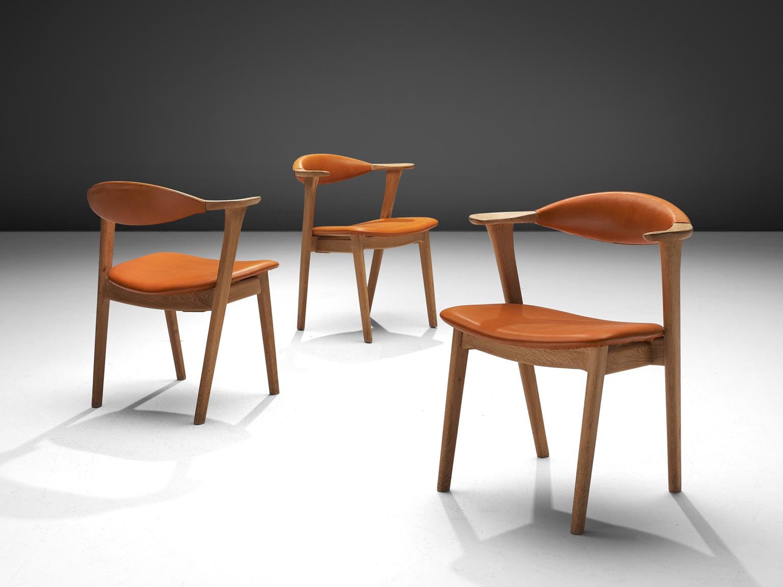 Erik Kirkegaard Set of Twelve Oak and Leather Chairs In Good Condition In Waalwijk, NL
