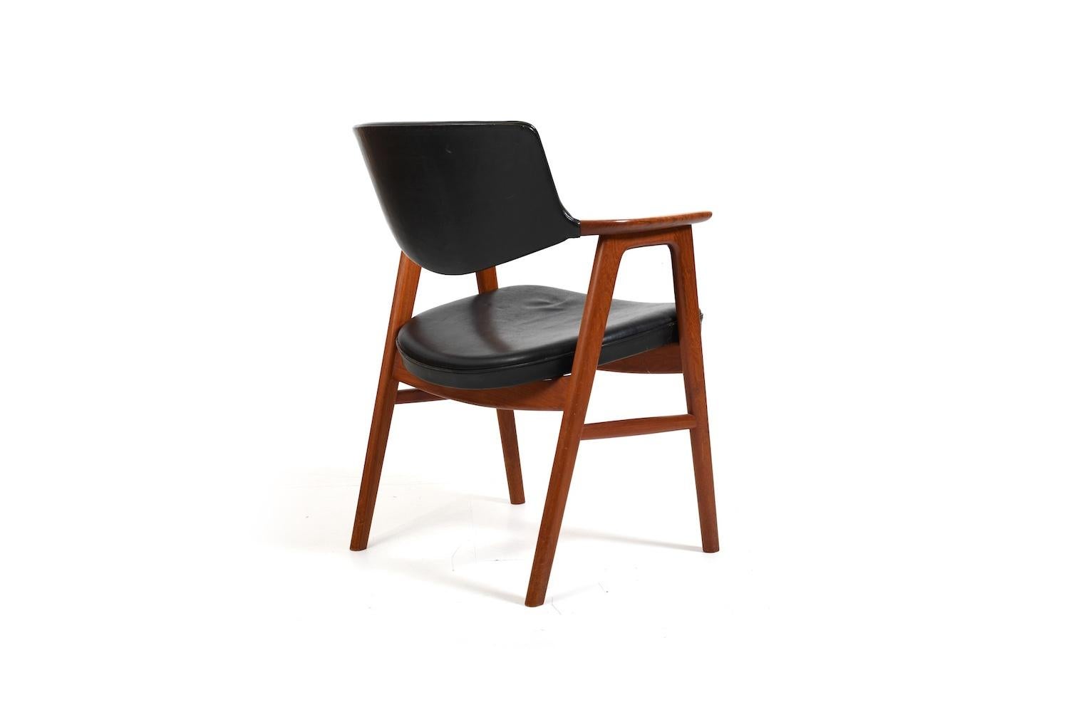 Sillón Erik Kirkegaard de teca y cuero Model 43 en Bueno estado para la venta en Handewitt, DE