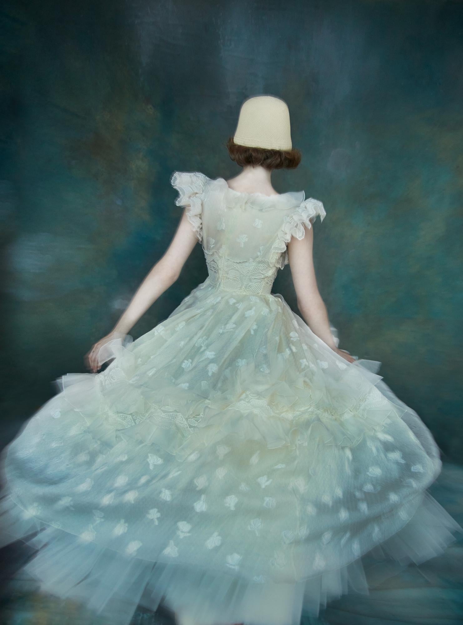 Erik MADIGAN HECK (*1983, Vereinigte Staaten)
Noch nicht betitelt, 2022
Chomogener Druck
Blatt 152,4 x 101,6 cm (60 x 40 in.)
Auflage von 9 Exemplaren plus 2 Probedrucke (#1/9)
Nur drucken


Der aus Excelsior, Minnesota, stammende Erik Madigan Heck