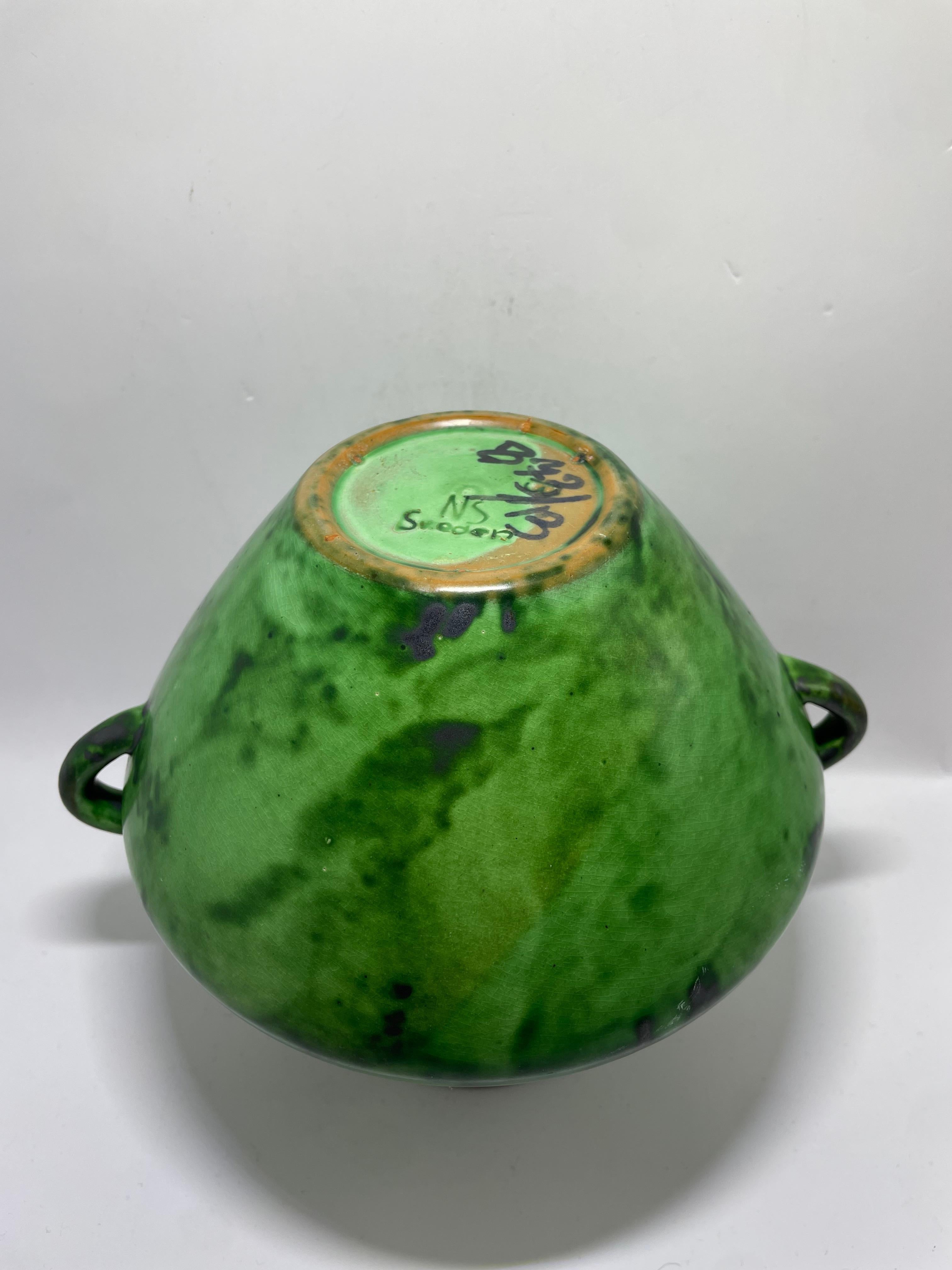 Vaso in ceramica di Erik Mornils - Nittsjö, Svezia - Art Deco anni '30 In condizioni buone in vendita a Stockholm, SE