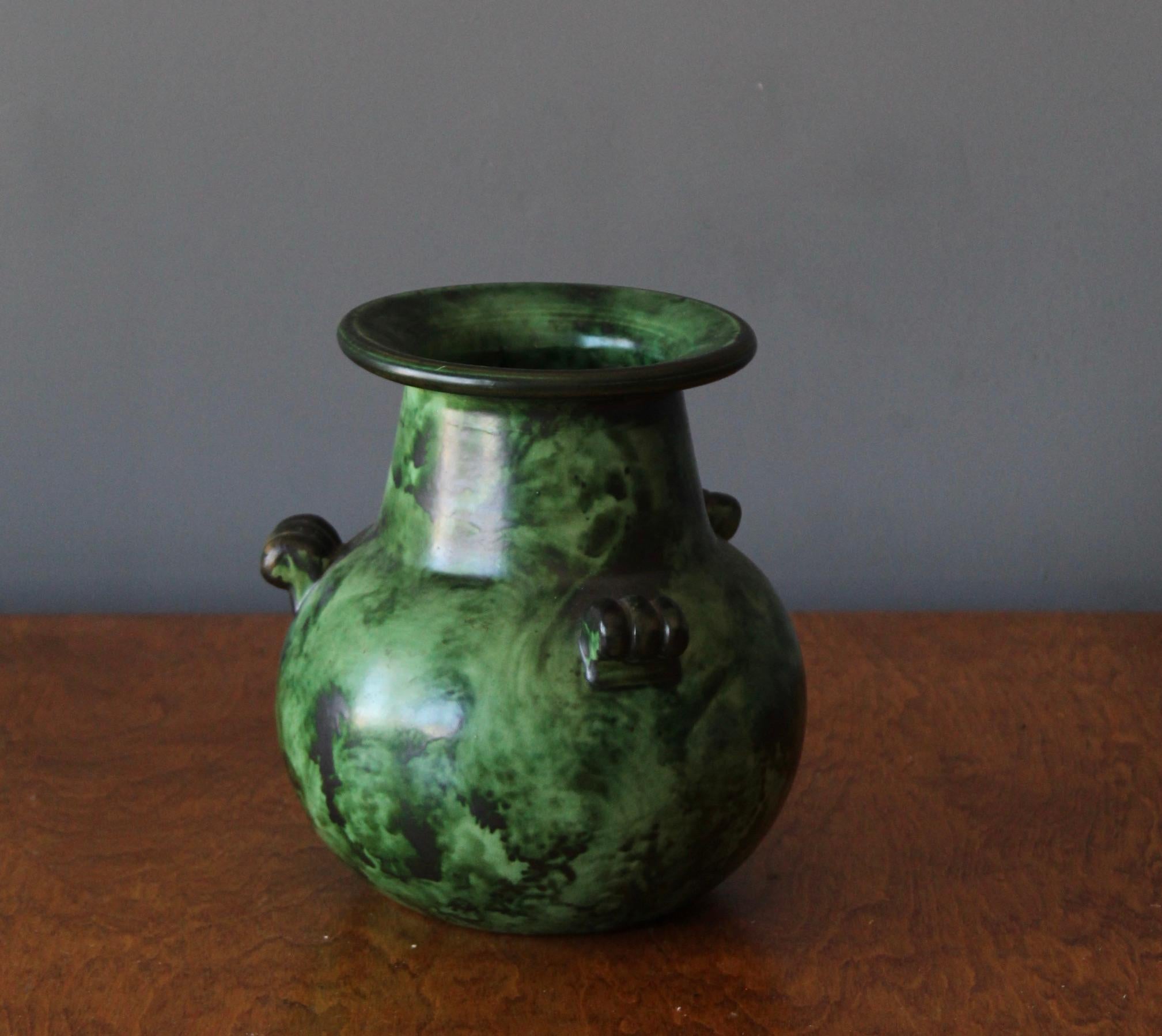 Scandinavian Modern Erik Mornils, for Nittsjö, Green Ceramic Vase, Sweden, 1940s