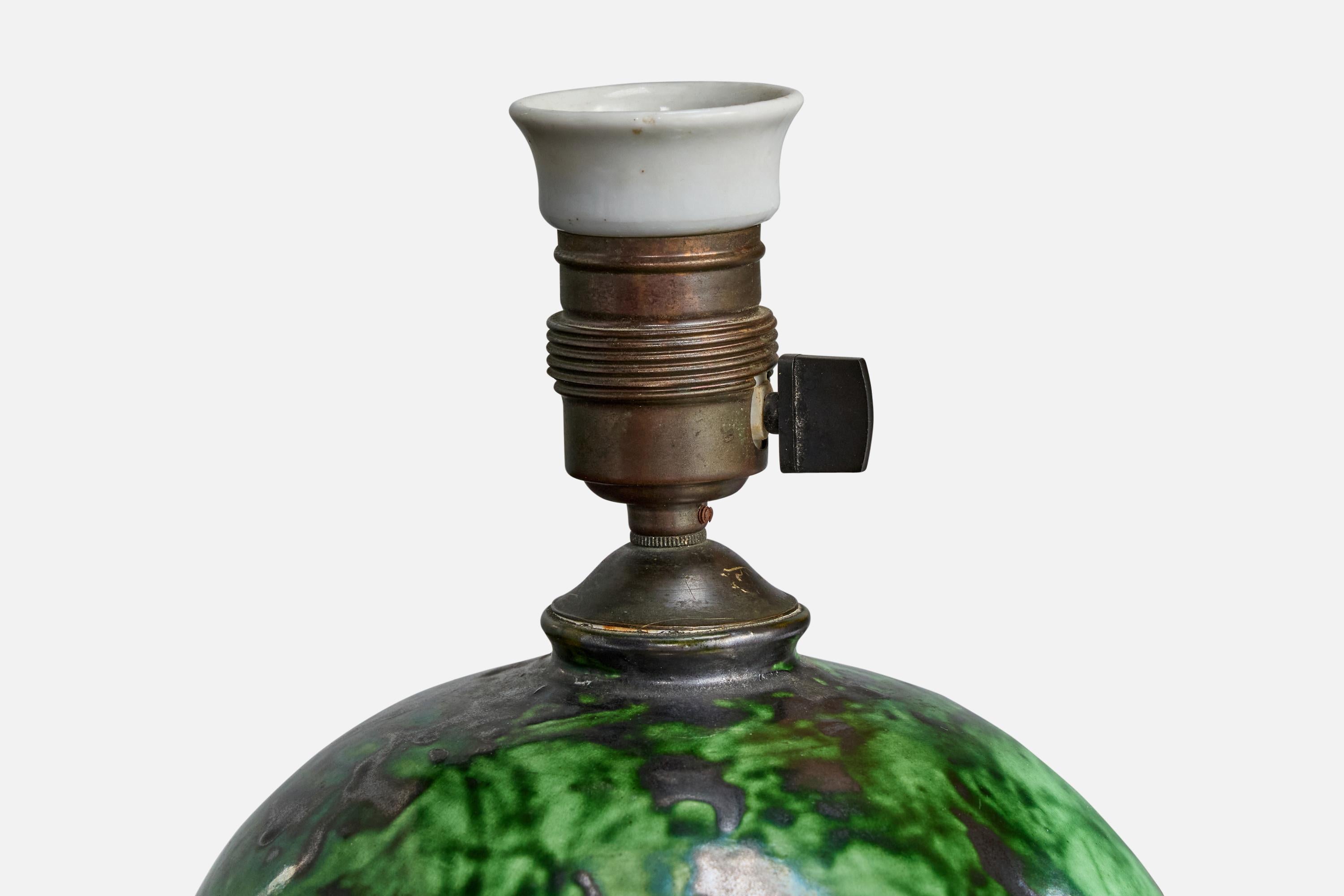 Erik Mornils, Table Lamp, Ceramic, Brass, Sweden, 1930s In Good Condition For Sale In High Point, NC