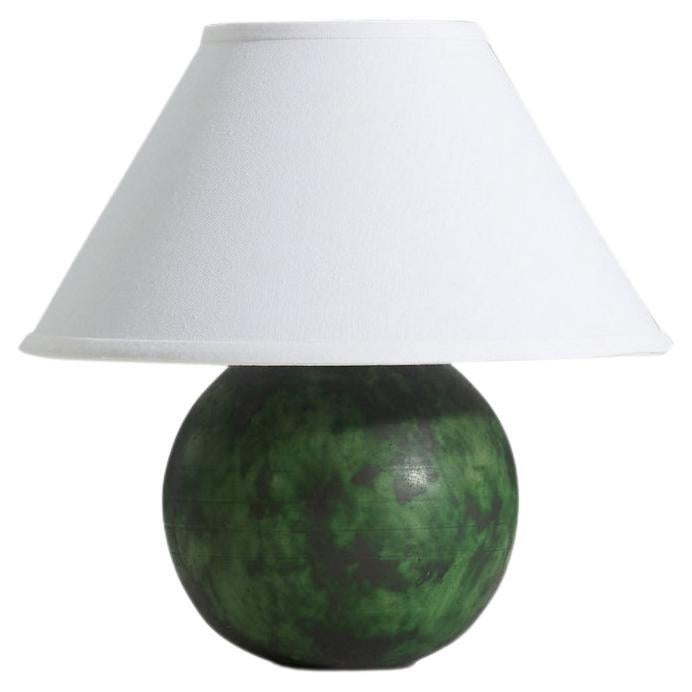 Lampe de bureau Erik Mornils, faïence émaillée verte, Nittsj, Suède, années 1940 en vente