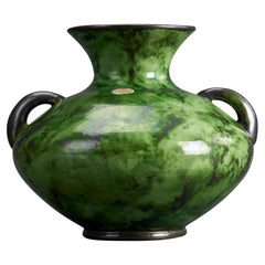 Erik Mornils, Vase, faïence émaillée verte, Suède, années 1940