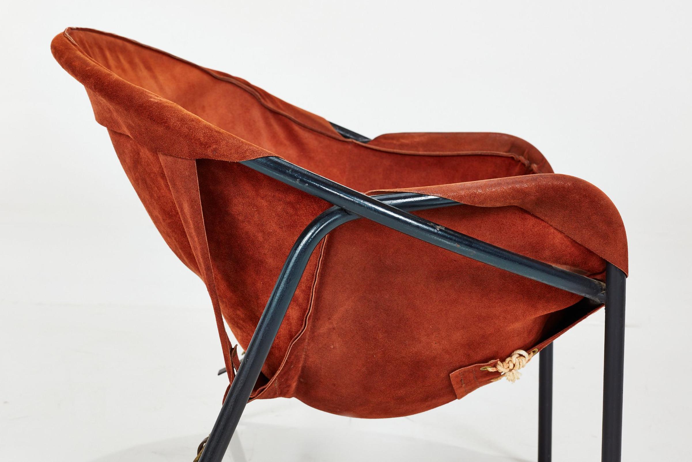 Milieu du XXe siècle Fauteuils danois en daim cognac Erik Ole Jorgensen, lot de 2 en vente