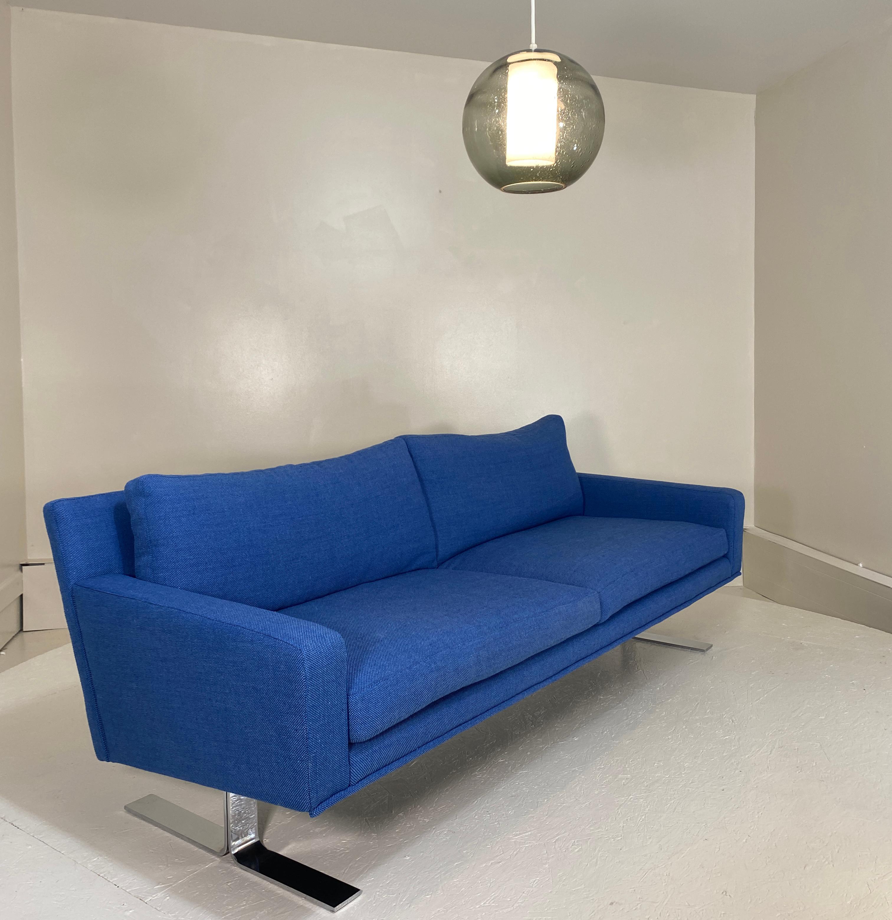 Mid-Century moderno Erik Ole Jorgensen per DUX Divano con cuscini in tessuto Knoll in vendita