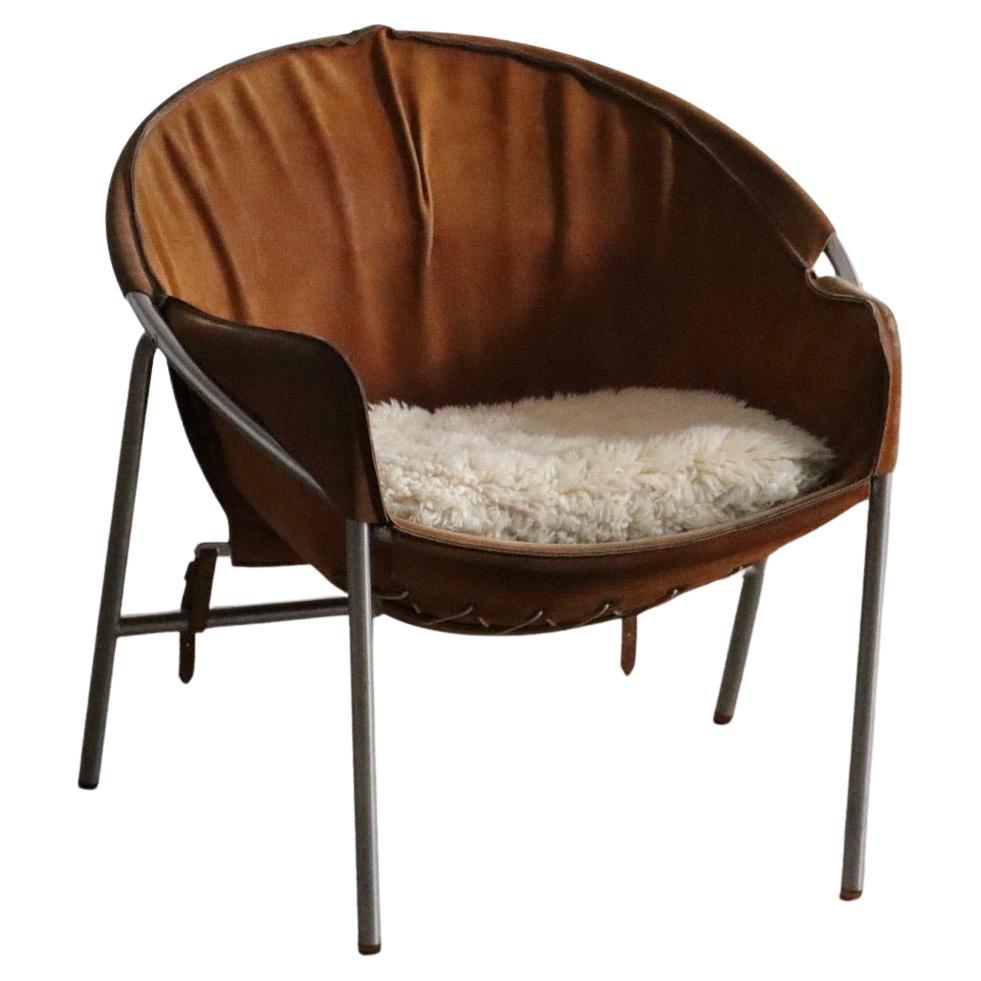 Erik Ole Jørgensen para Bovirke Sillón de ante coñac, metal, Dinamarca 1953 en venta