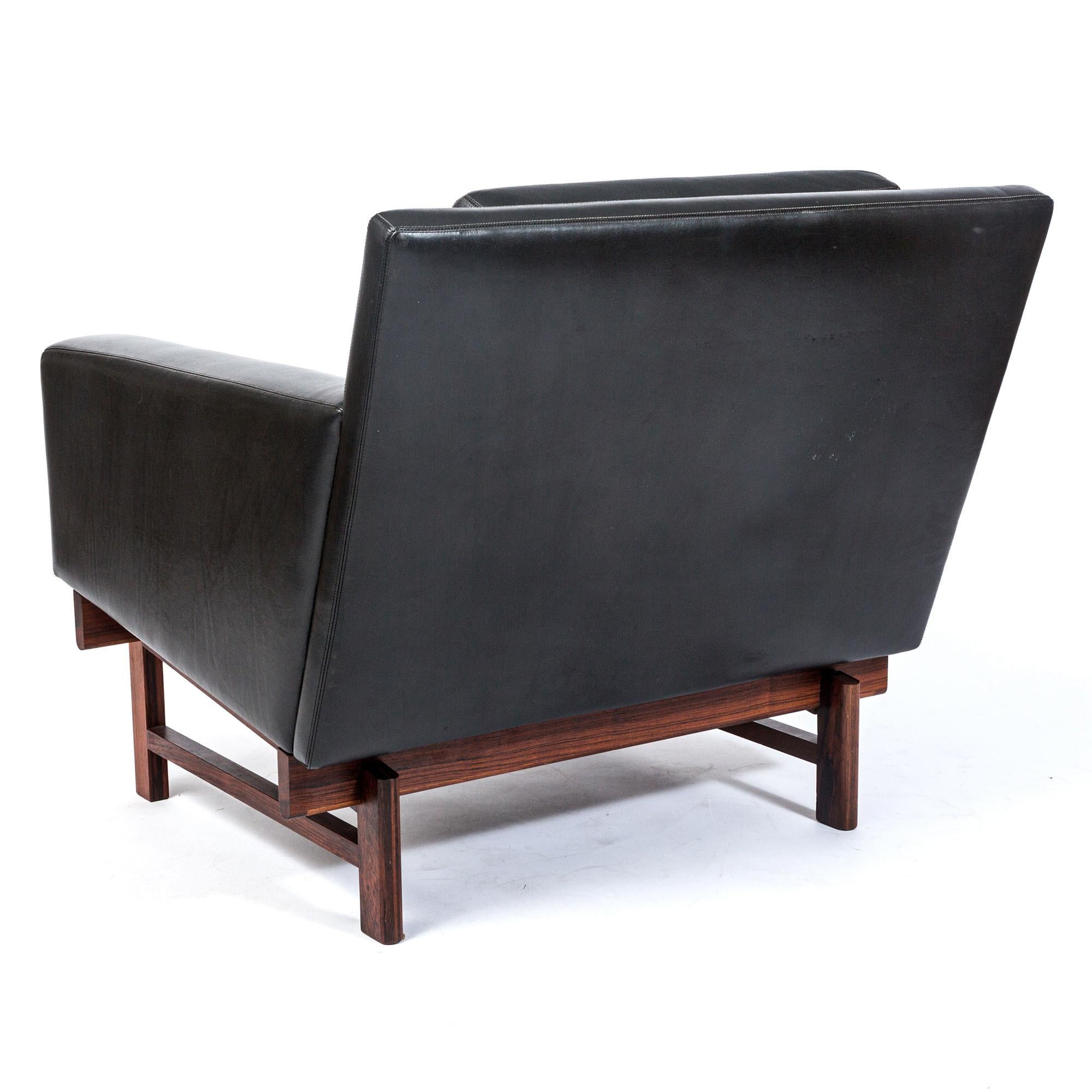 Mid-Century Modern Erik Ole Jørgensen Lounge Chair in Black Leather and Brazilian Rosewood For Sale