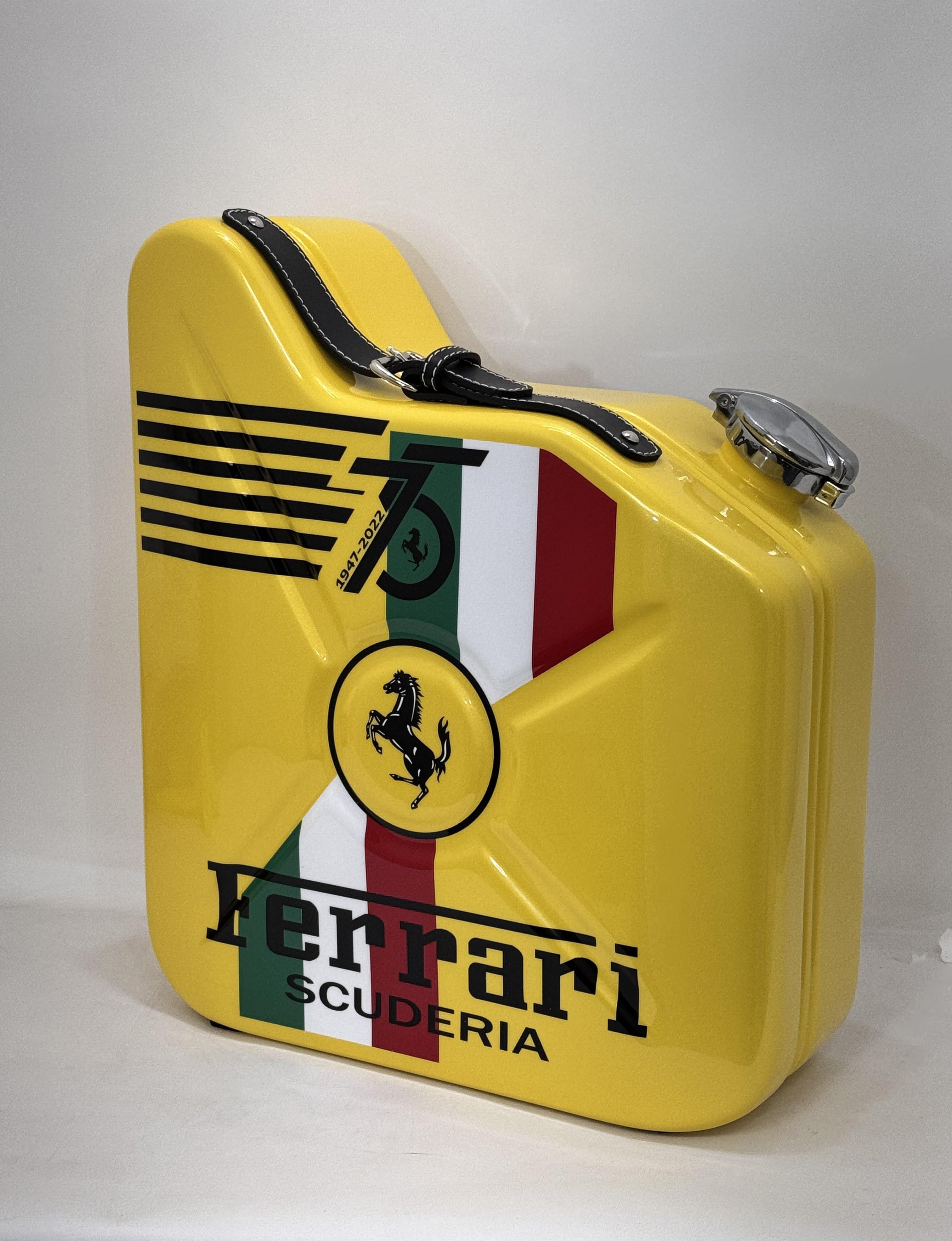 Ferrari Jerrycan - Sculpture Arte pop de Erik Salin
