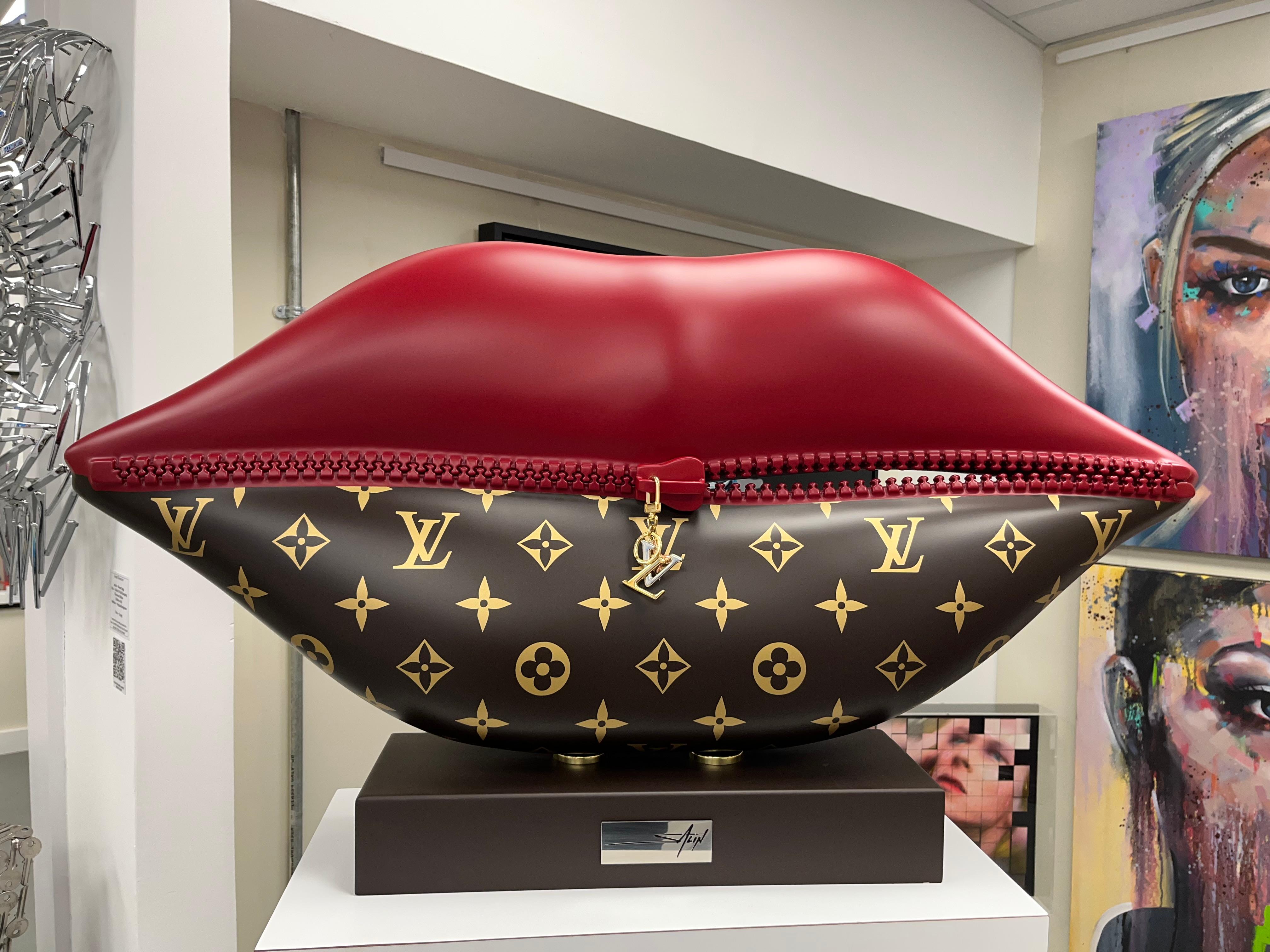 Louis Vuitton Lips - Pop Art Sculpture by Erik Salin